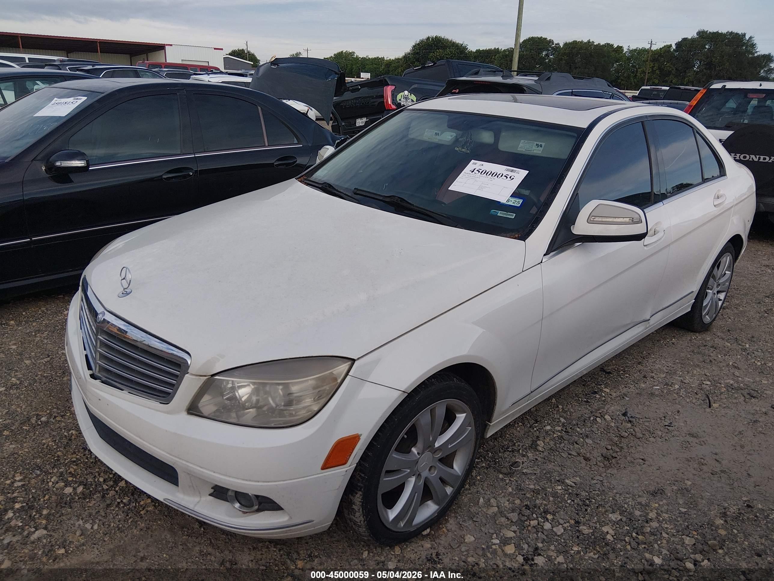 MERCEDES-BENZ C image 2