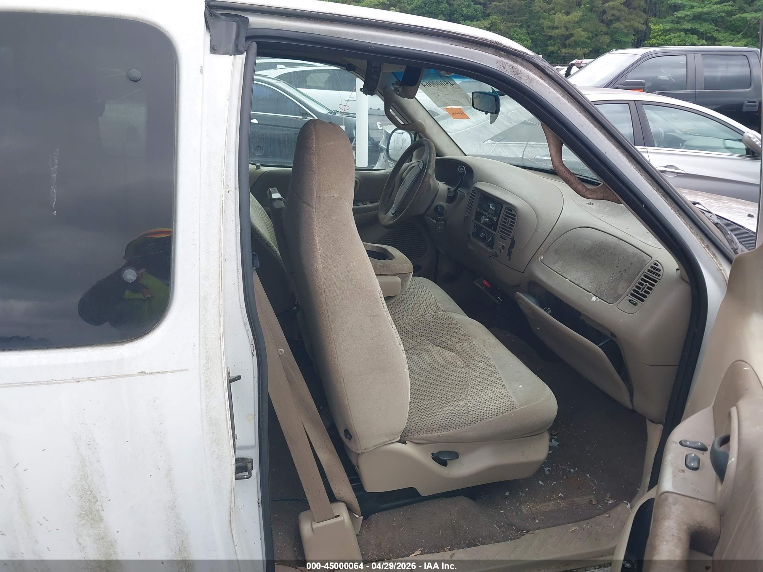FORD F-150 image 5