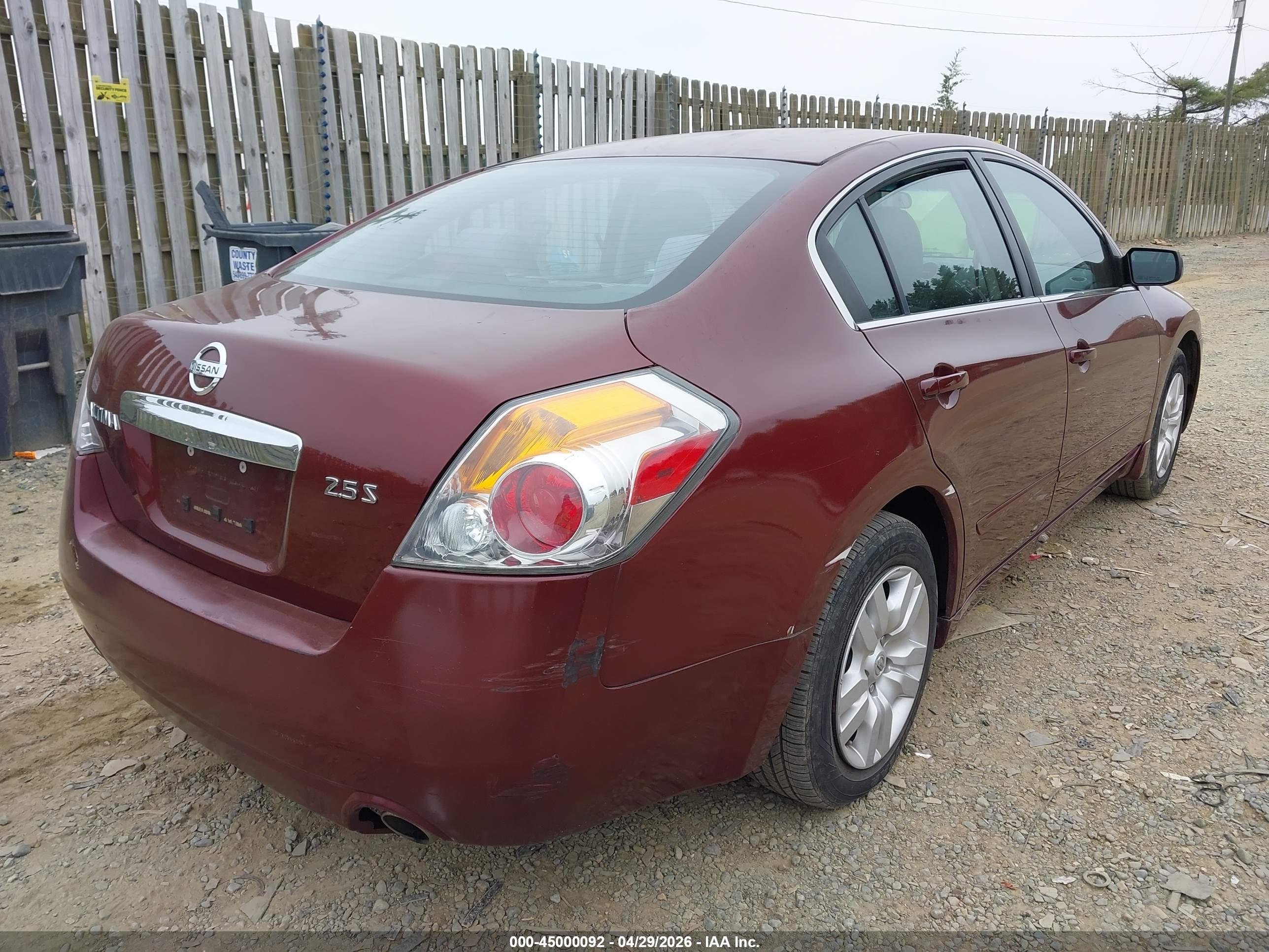 NISSAN ALTIMA image 4