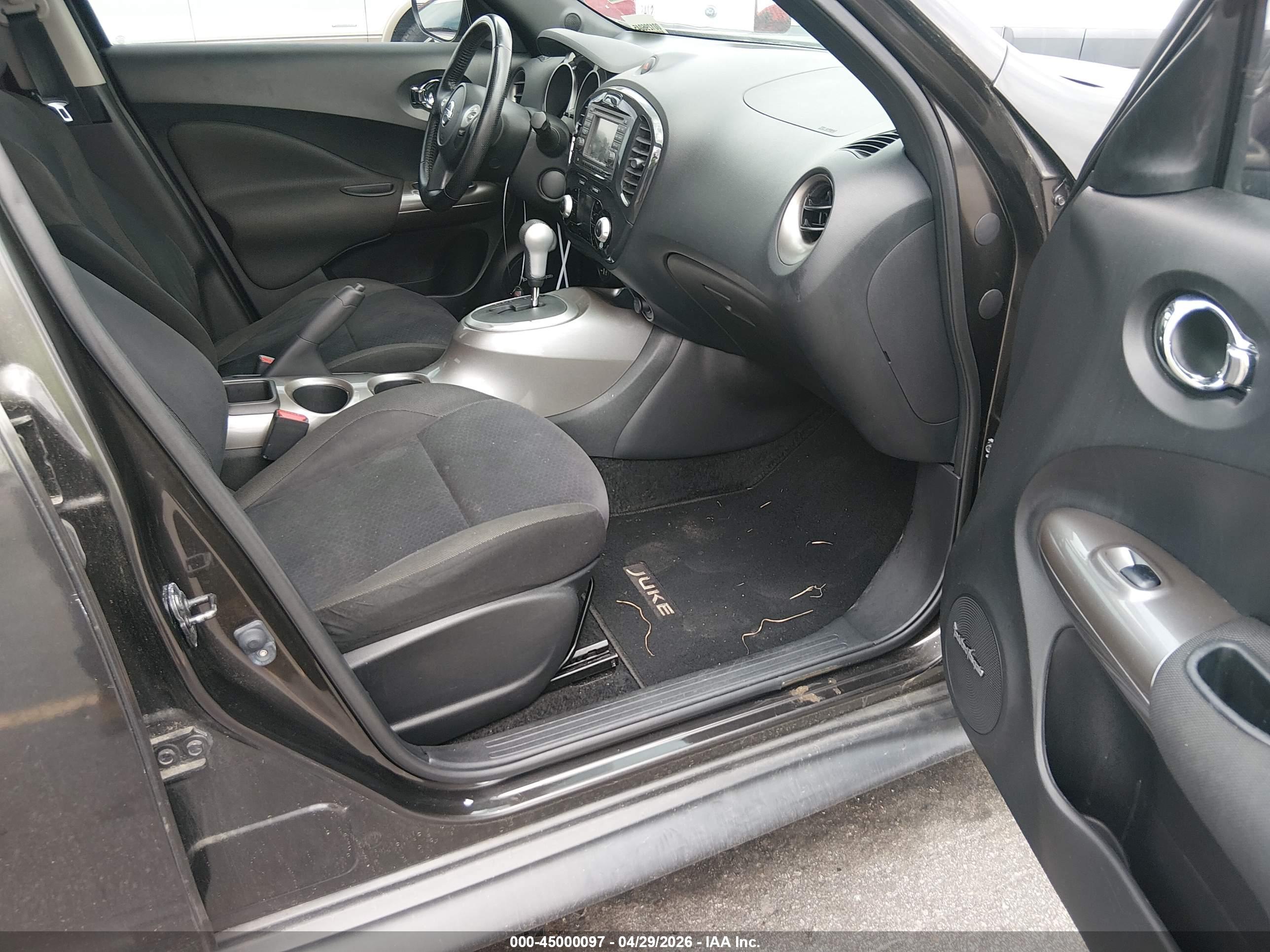 NISSAN JUKE image 5