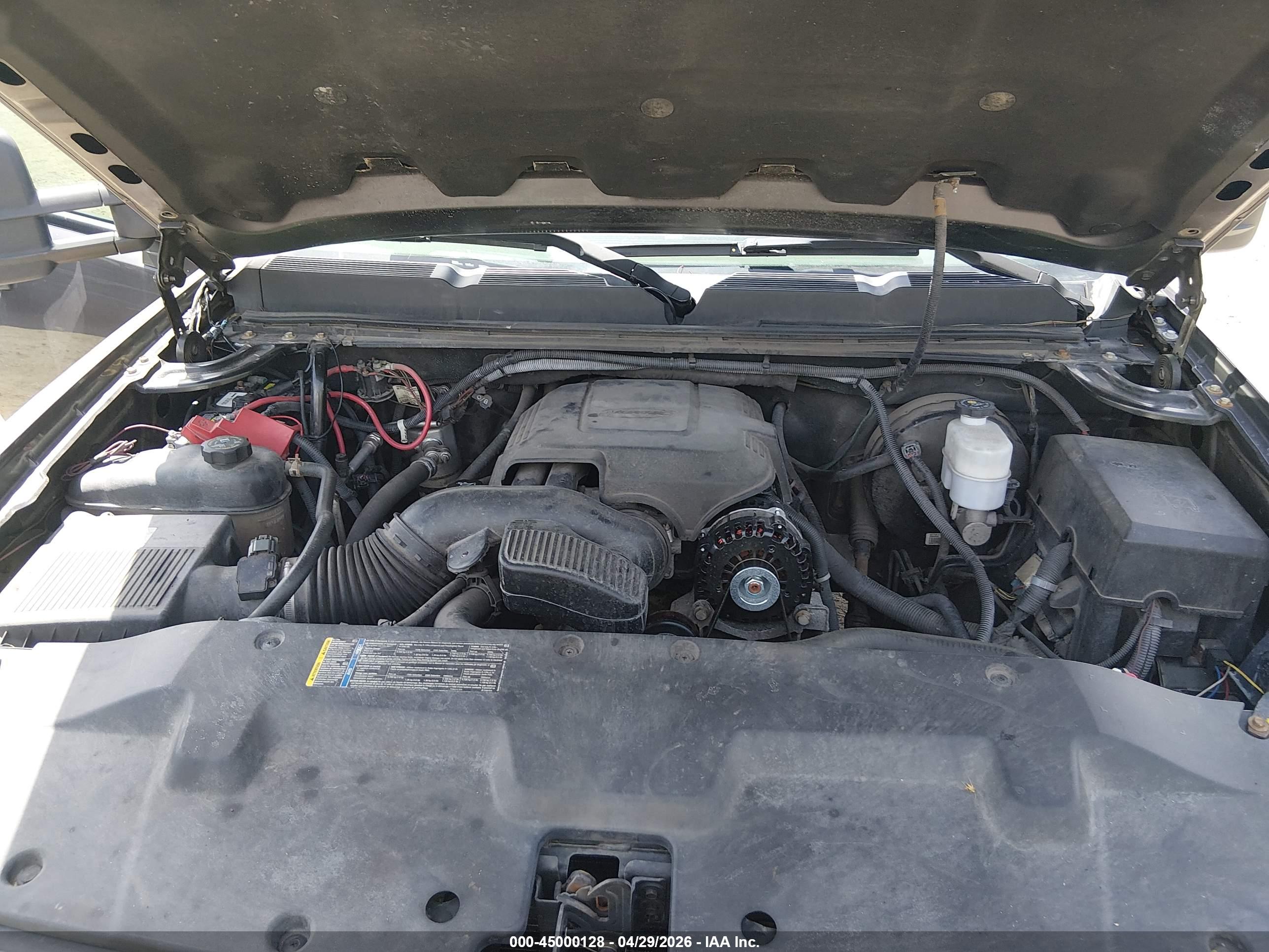 CHEVROLET SILVERADO image 10