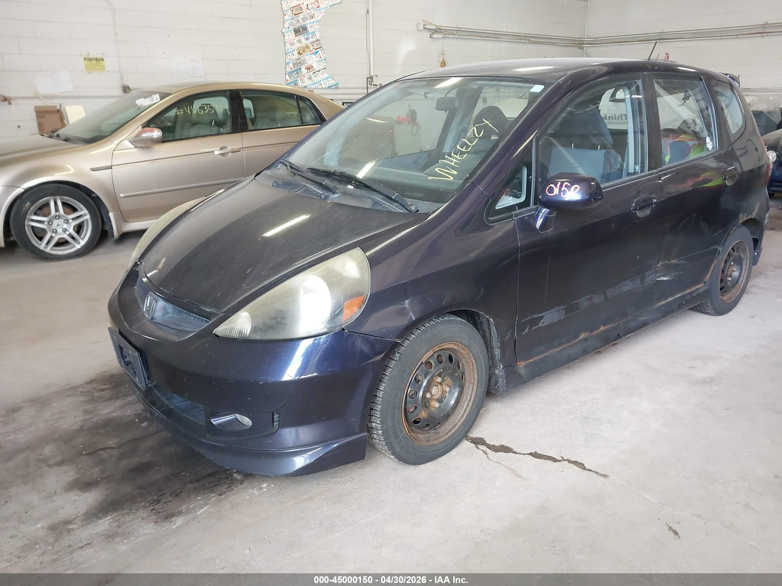 HONDA FIT image 2