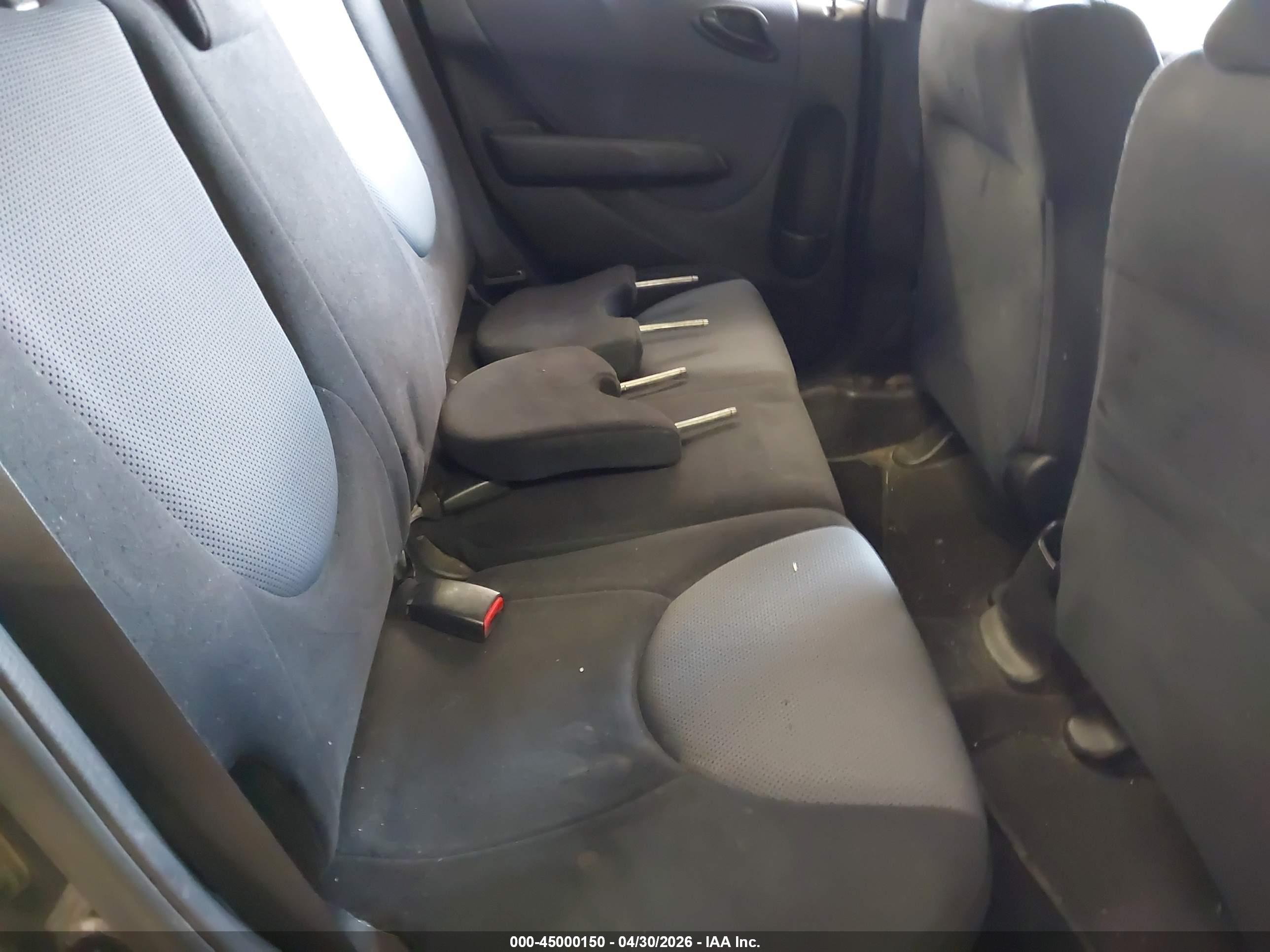 HONDA FIT image 8