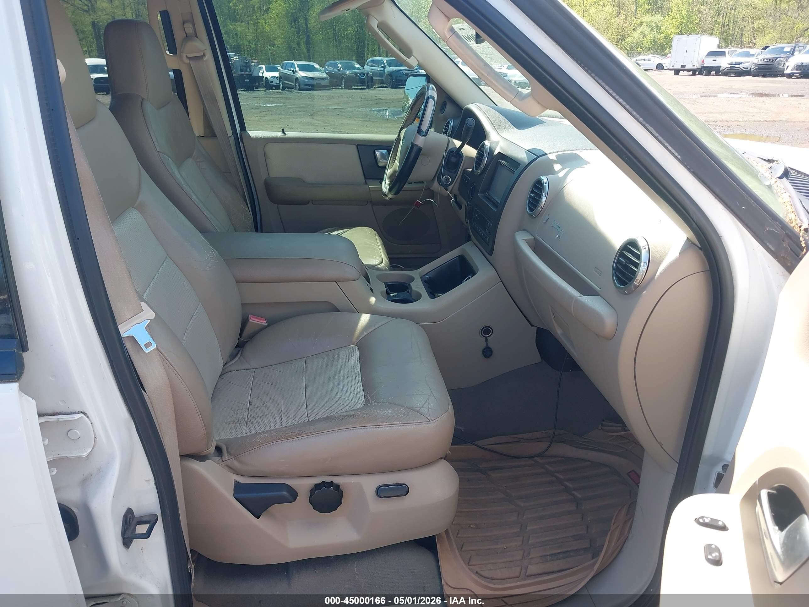 FORD EXPEDITION image 5
