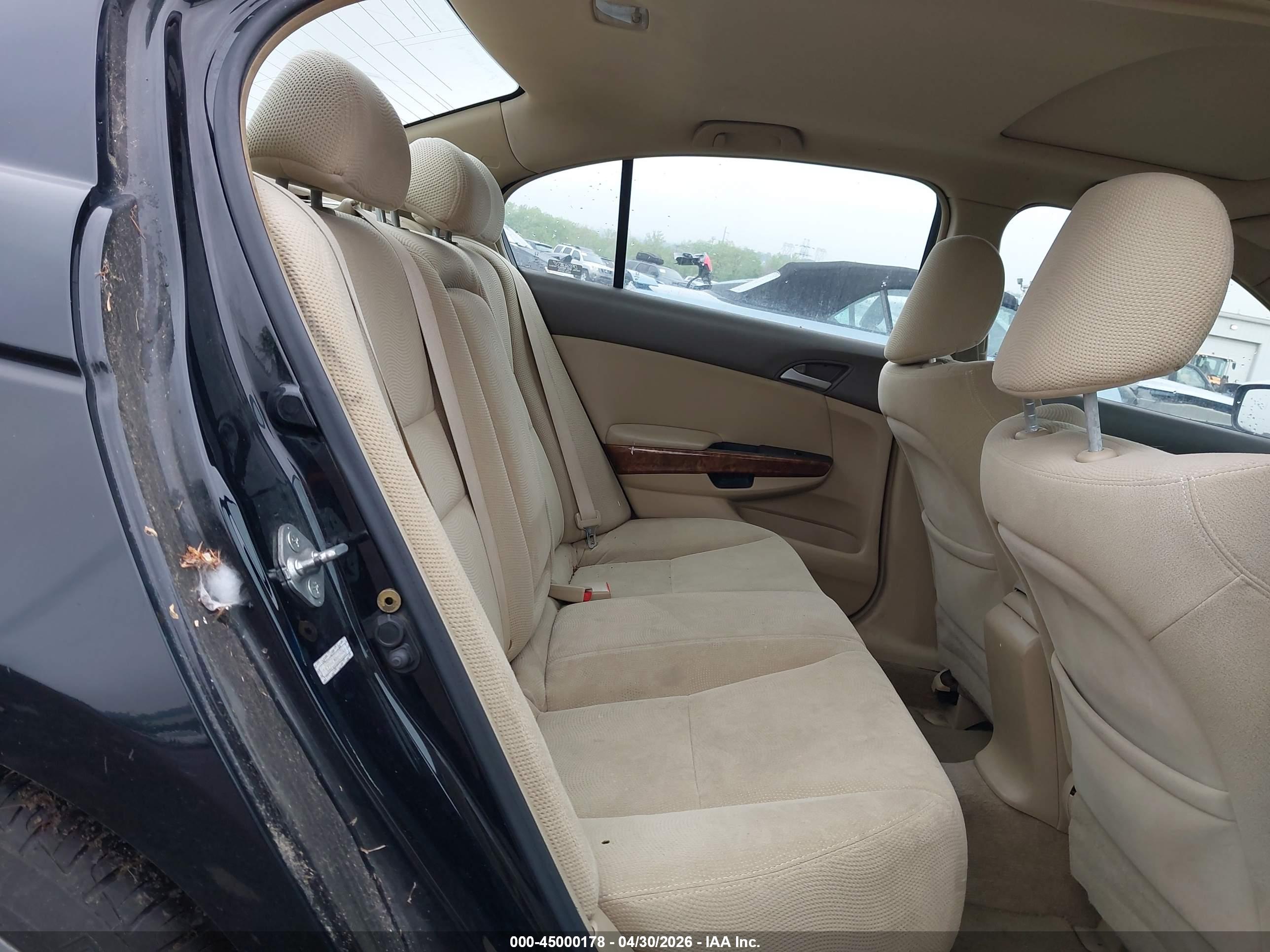HONDA ACCORD image 8