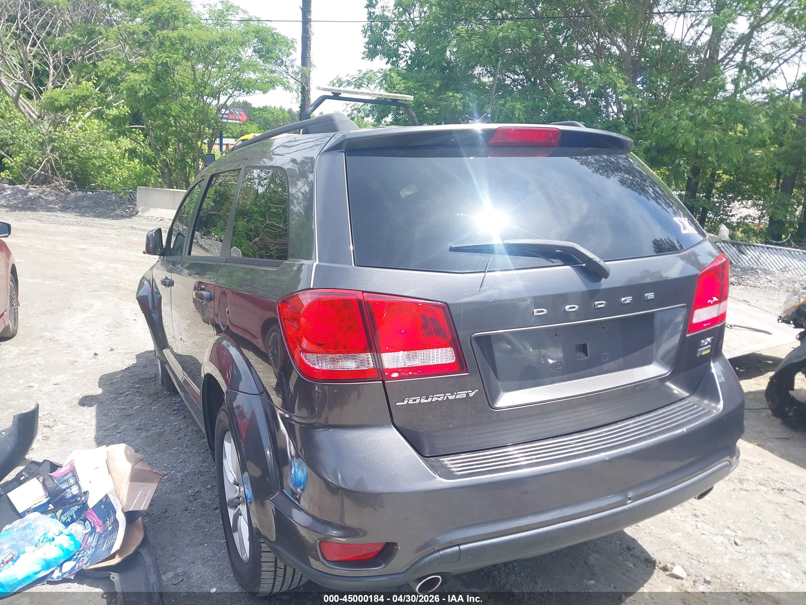 DODGE JOURNEY image 3