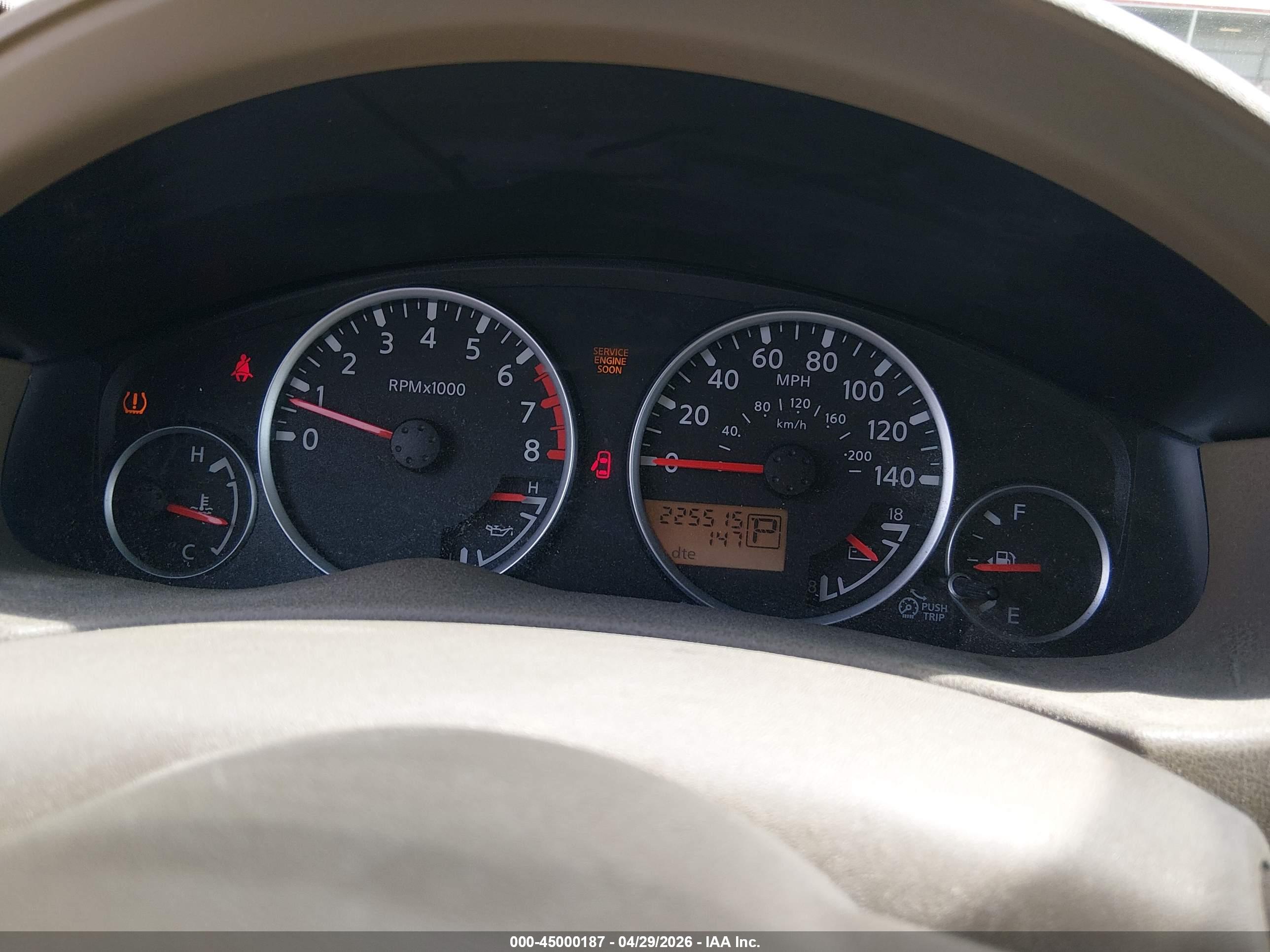 NISSAN PATHFINDER image 7