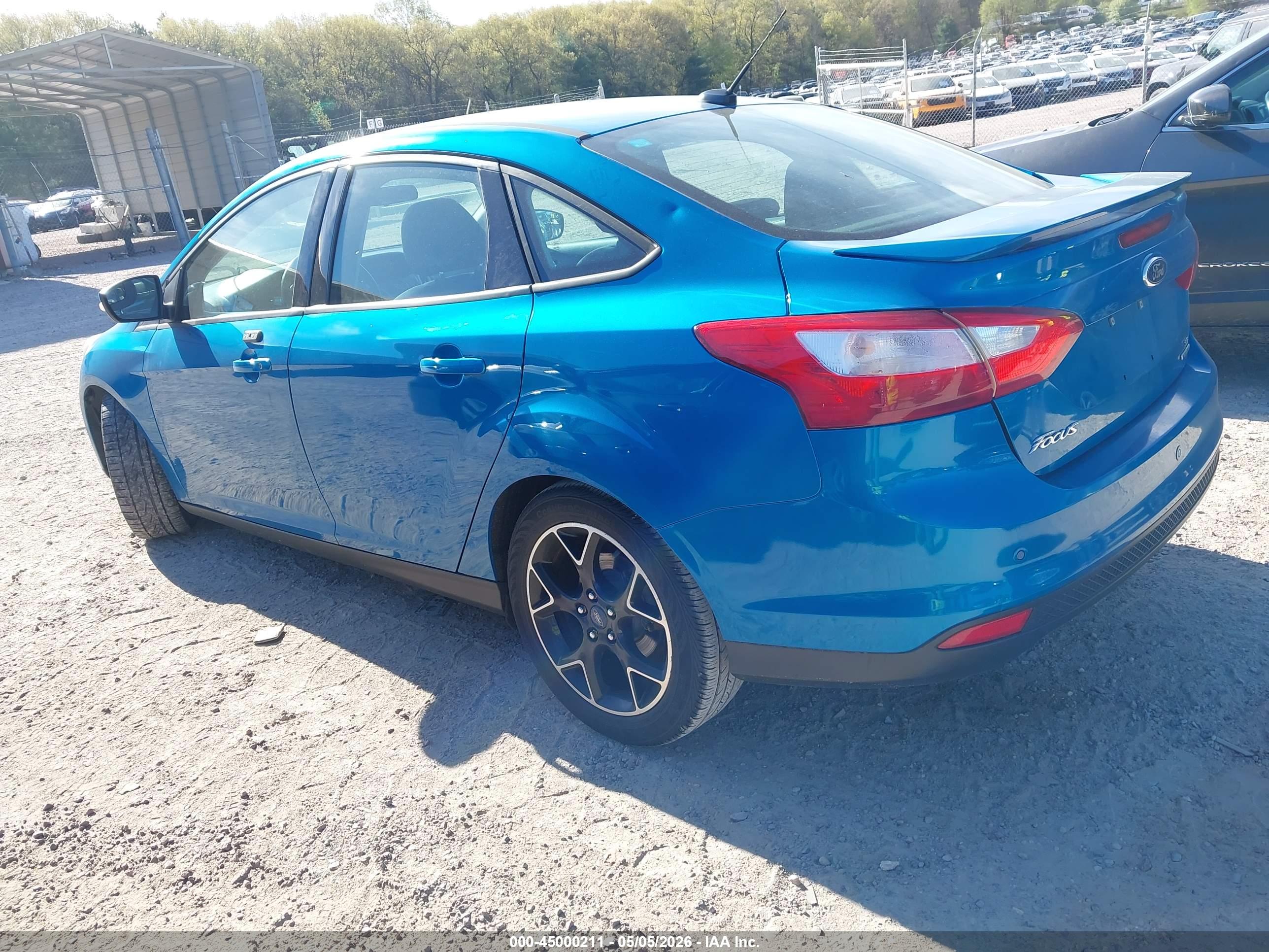 FORD FOCUS image 3
