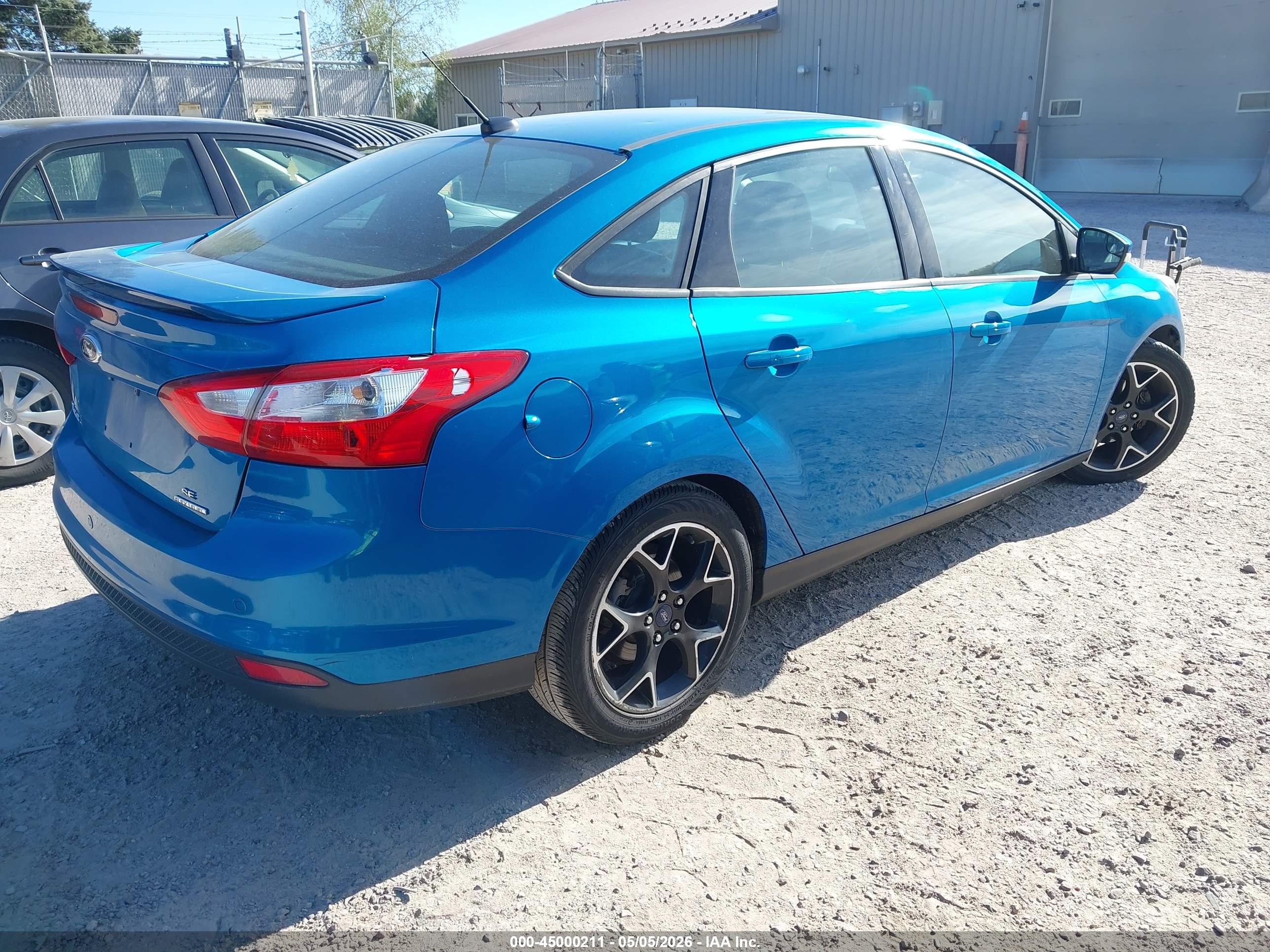 FORD FOCUS image 4