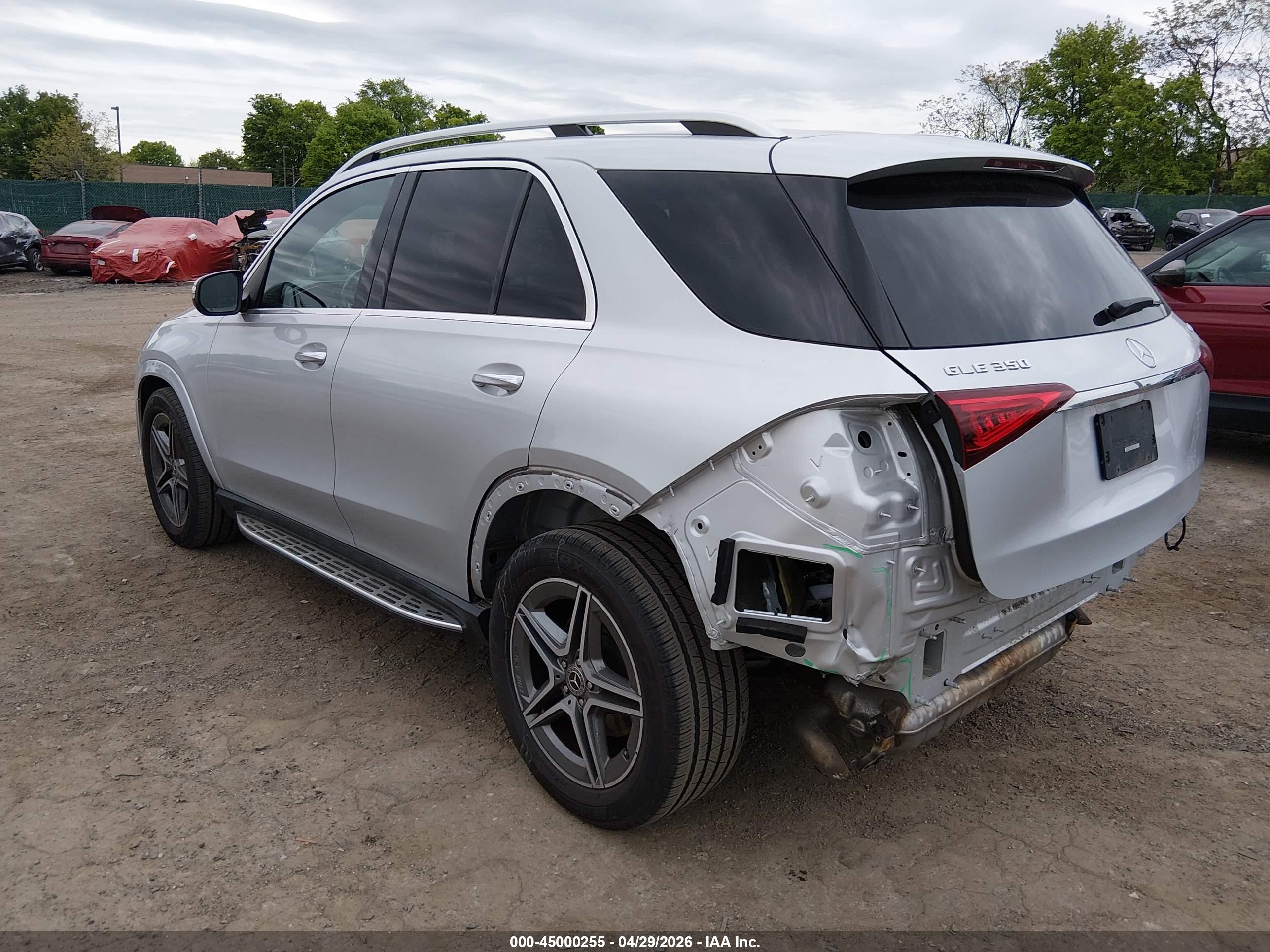 MERCEDES-BENZ GLE image 3