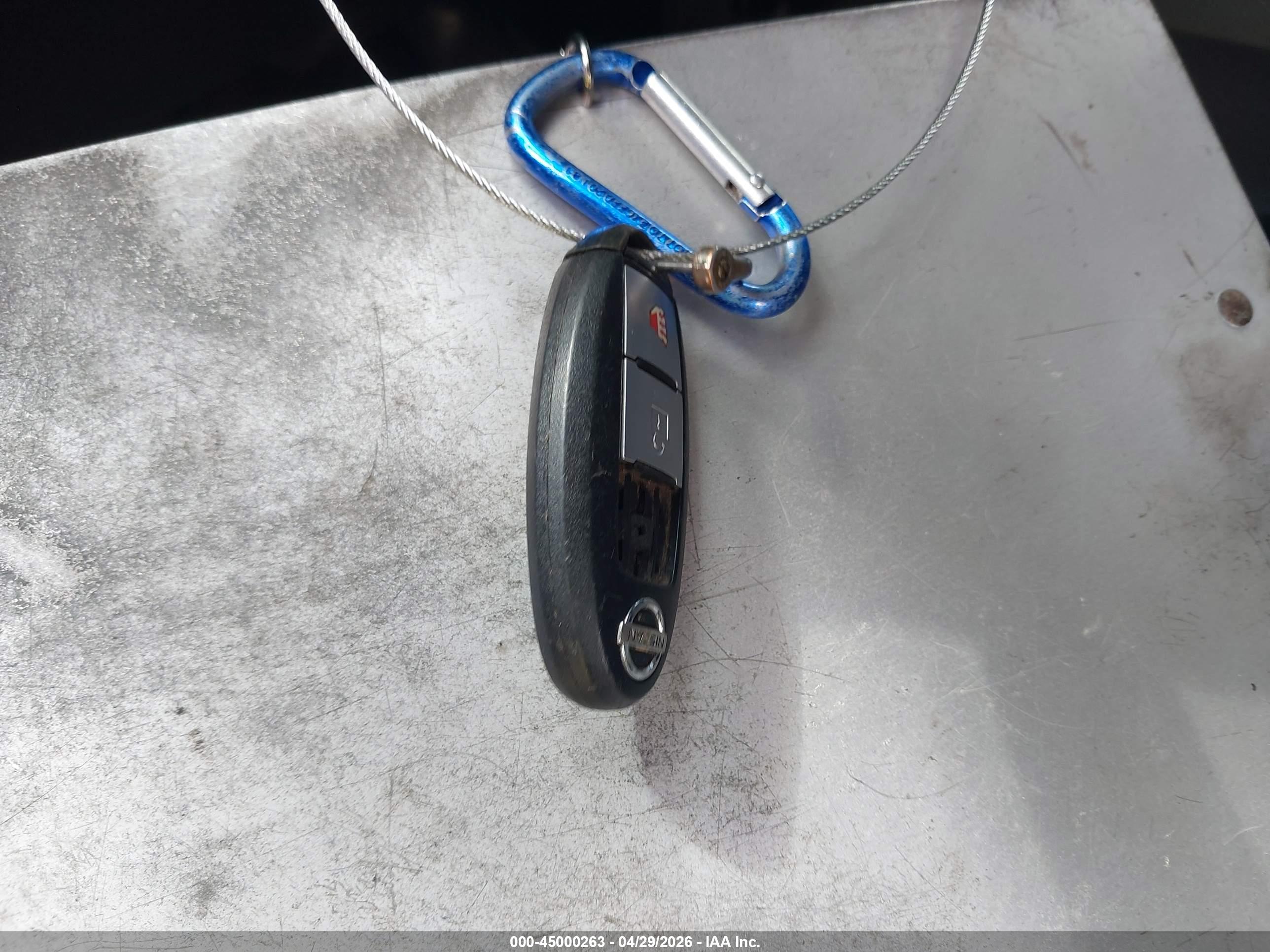 NISSAN ROGUE image 11