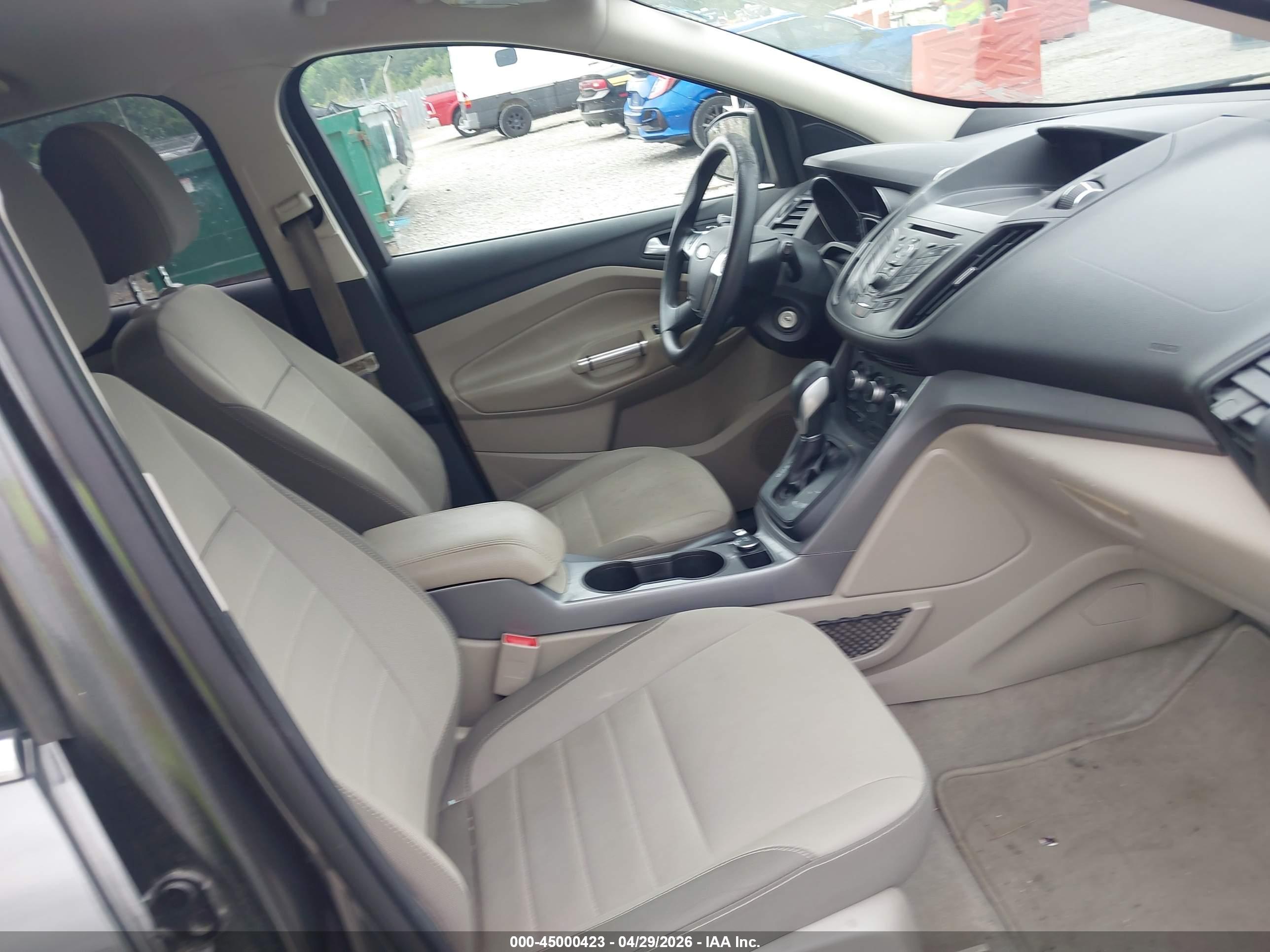 FORD ESCAPE image 5