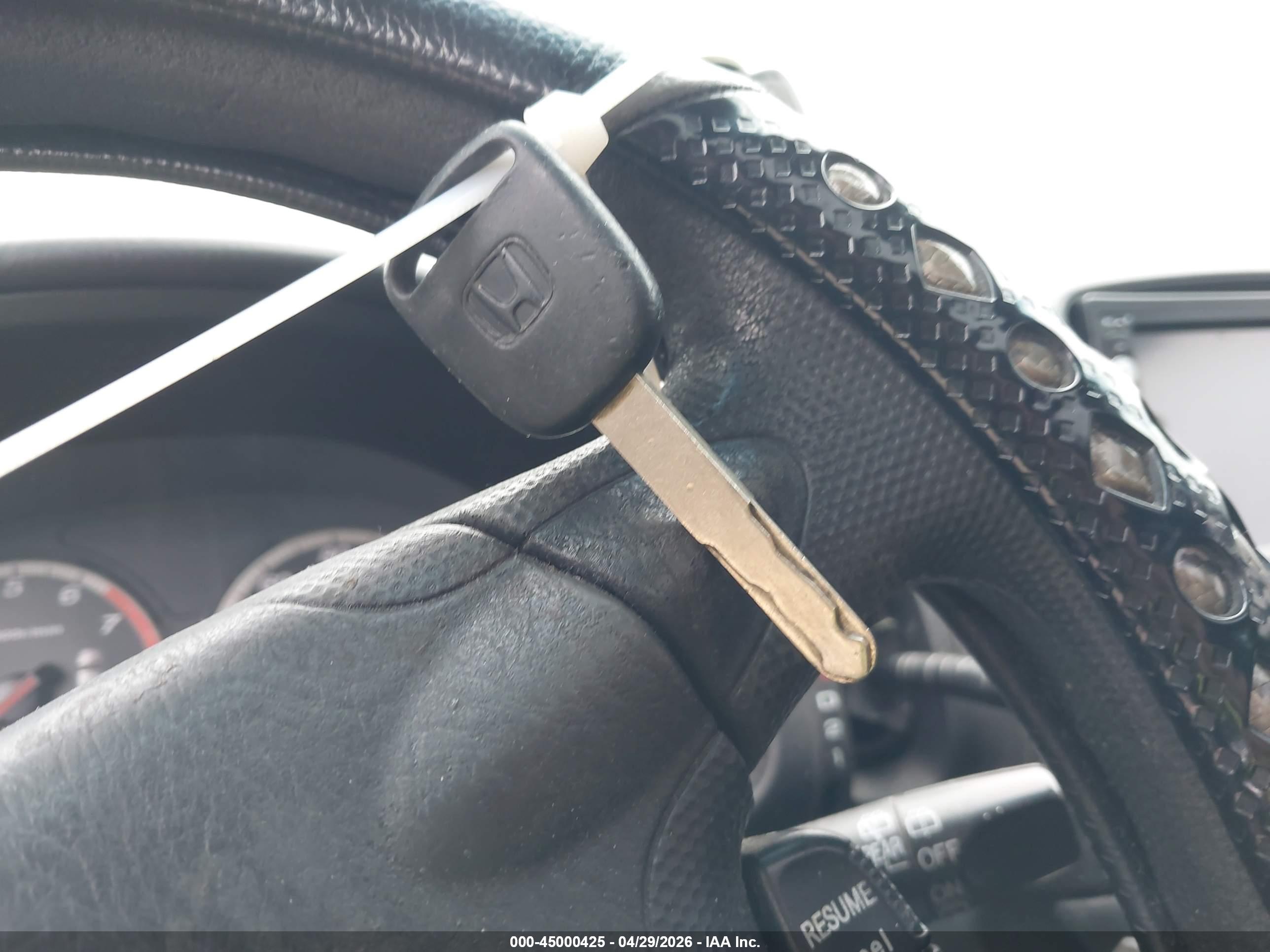 HONDA CR-V image 11