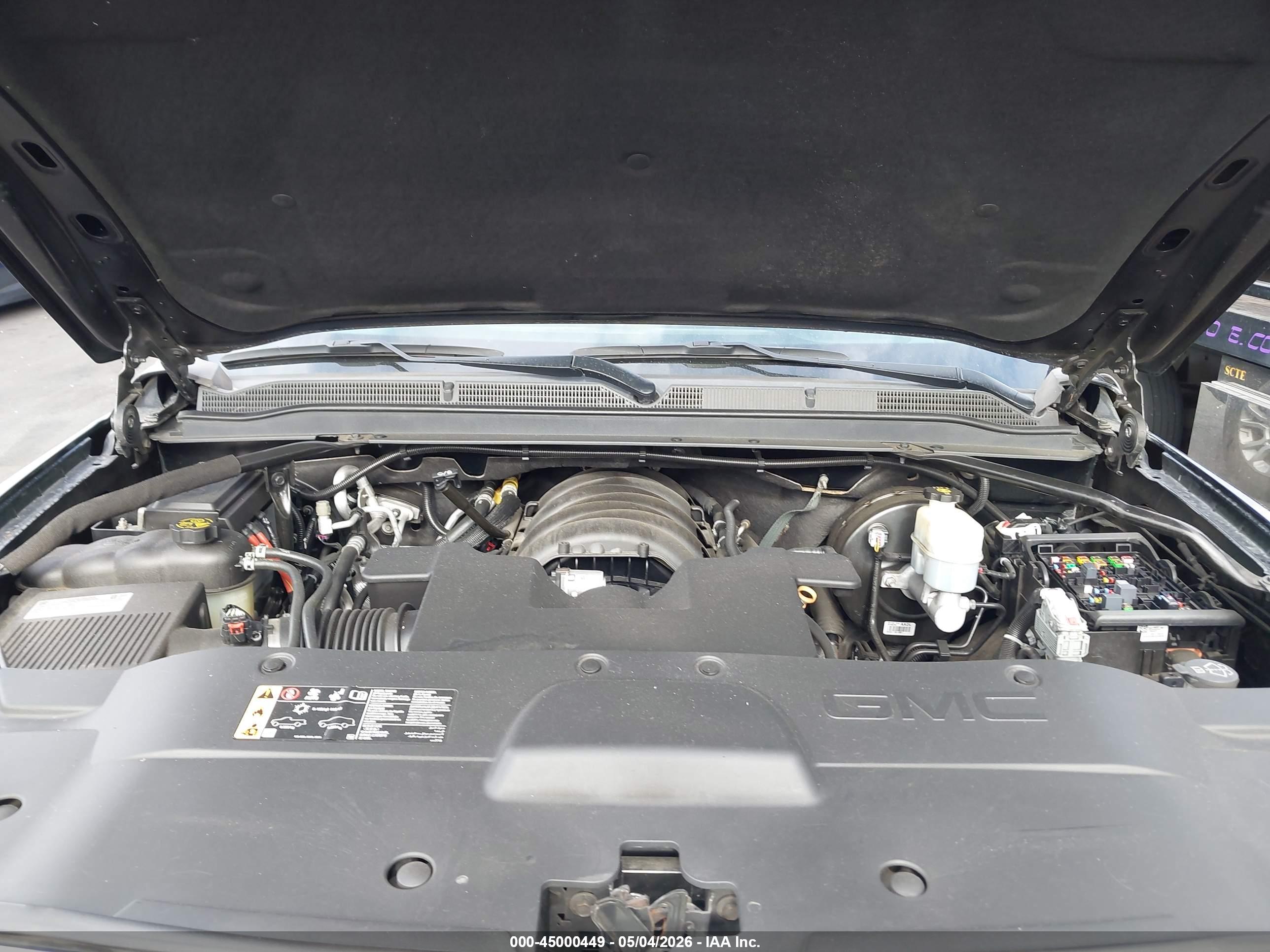 GMC YUKON image 10
