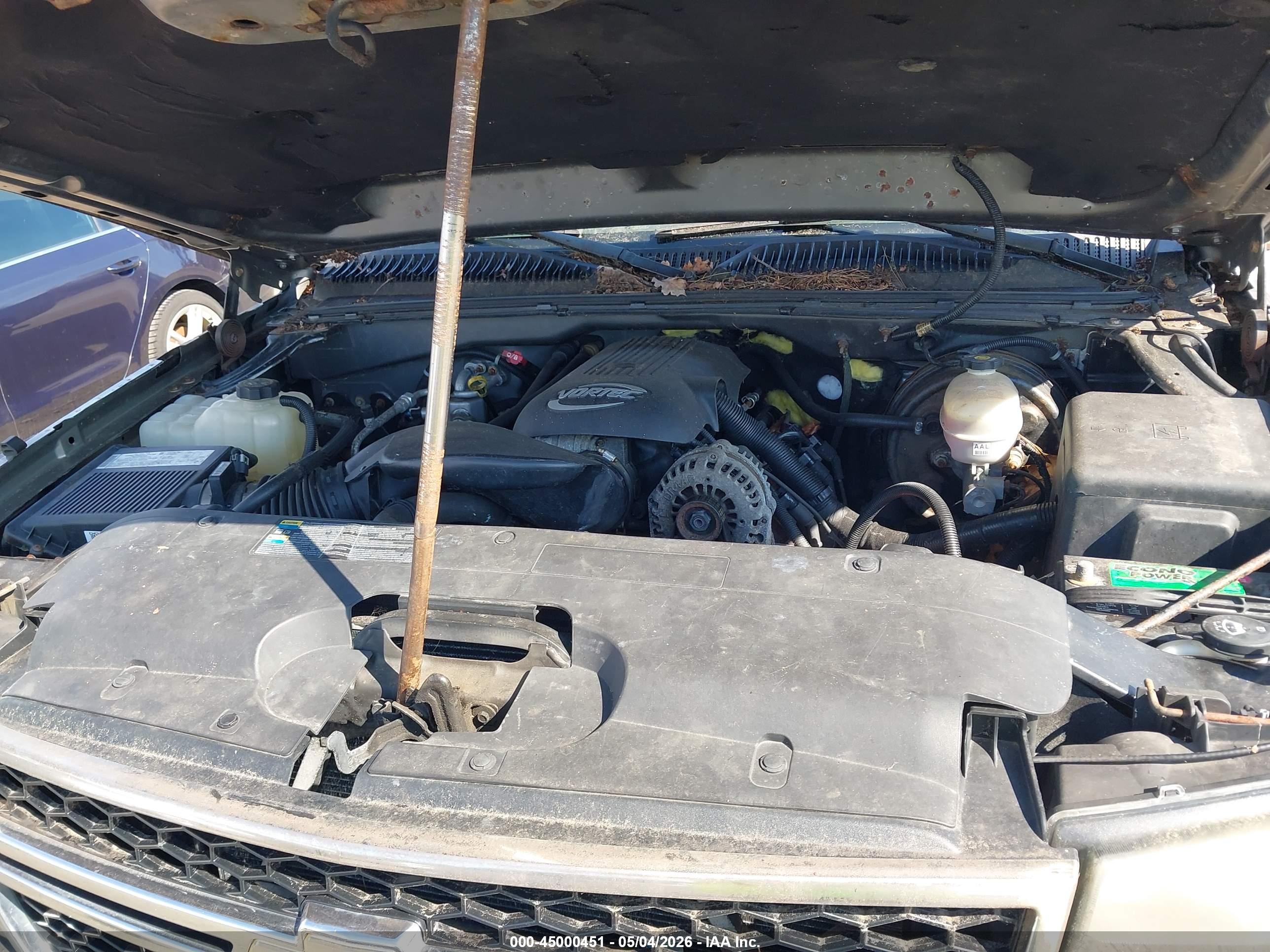 CHEVROLET SILVERADO image 10