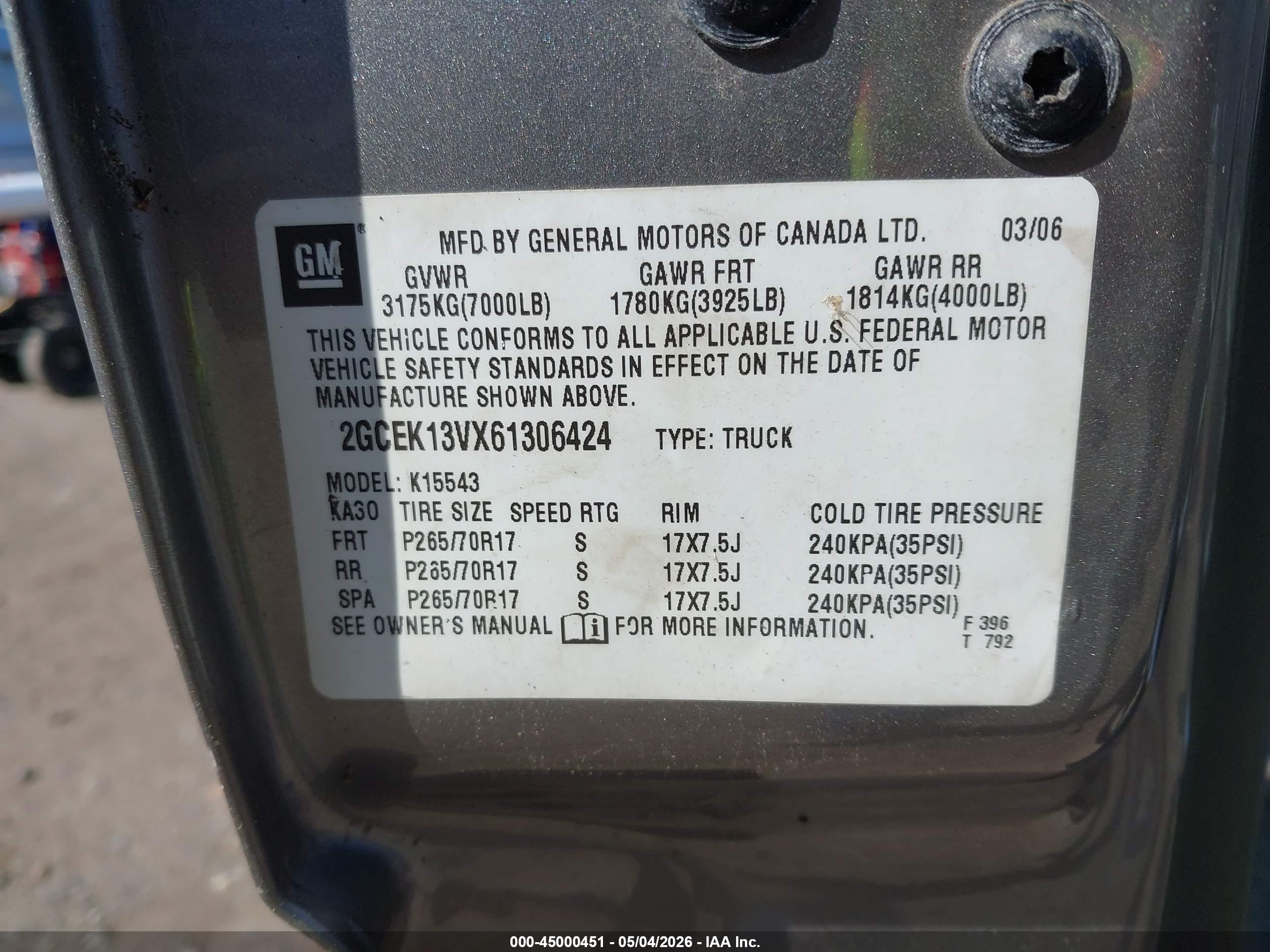 CHEVROLET SILVERADO image 9