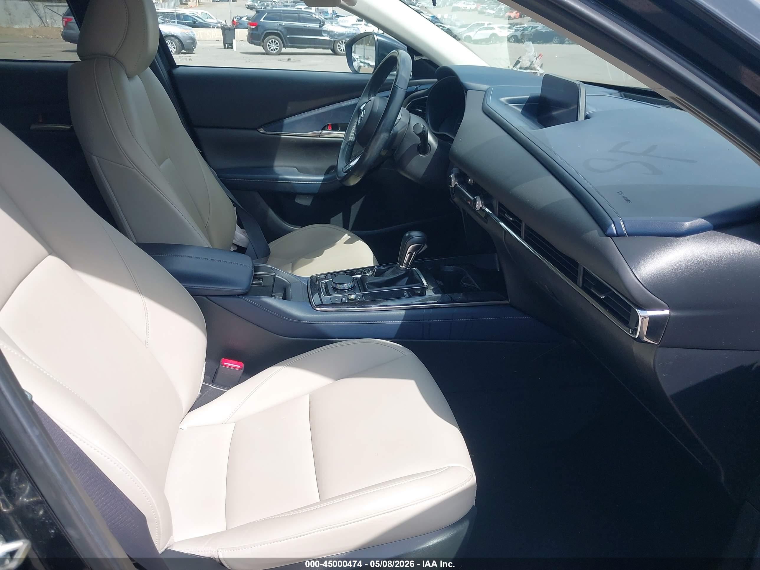 MAZDA CX-30 image 5