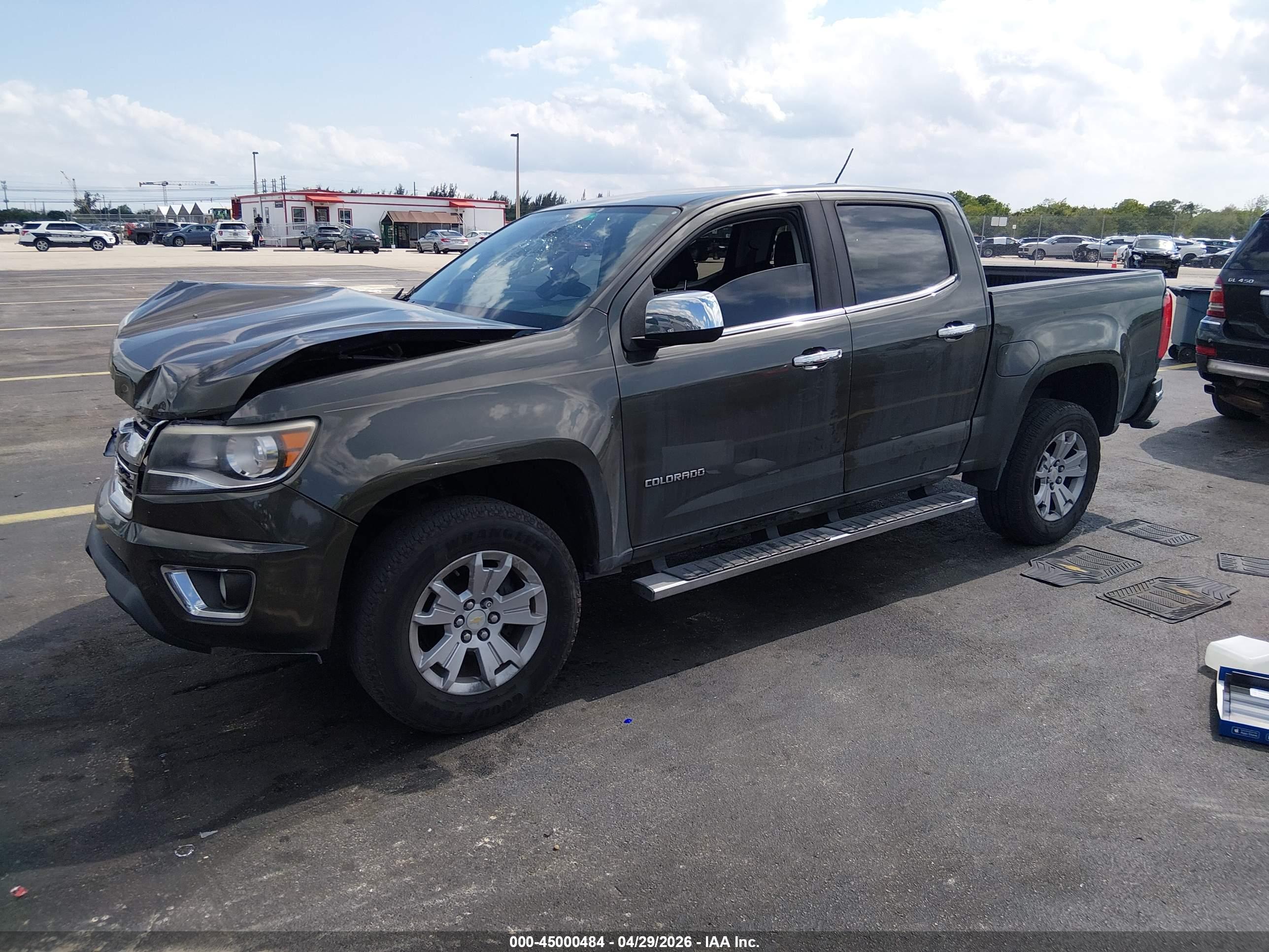 CHEVROLET COLORADO image 2