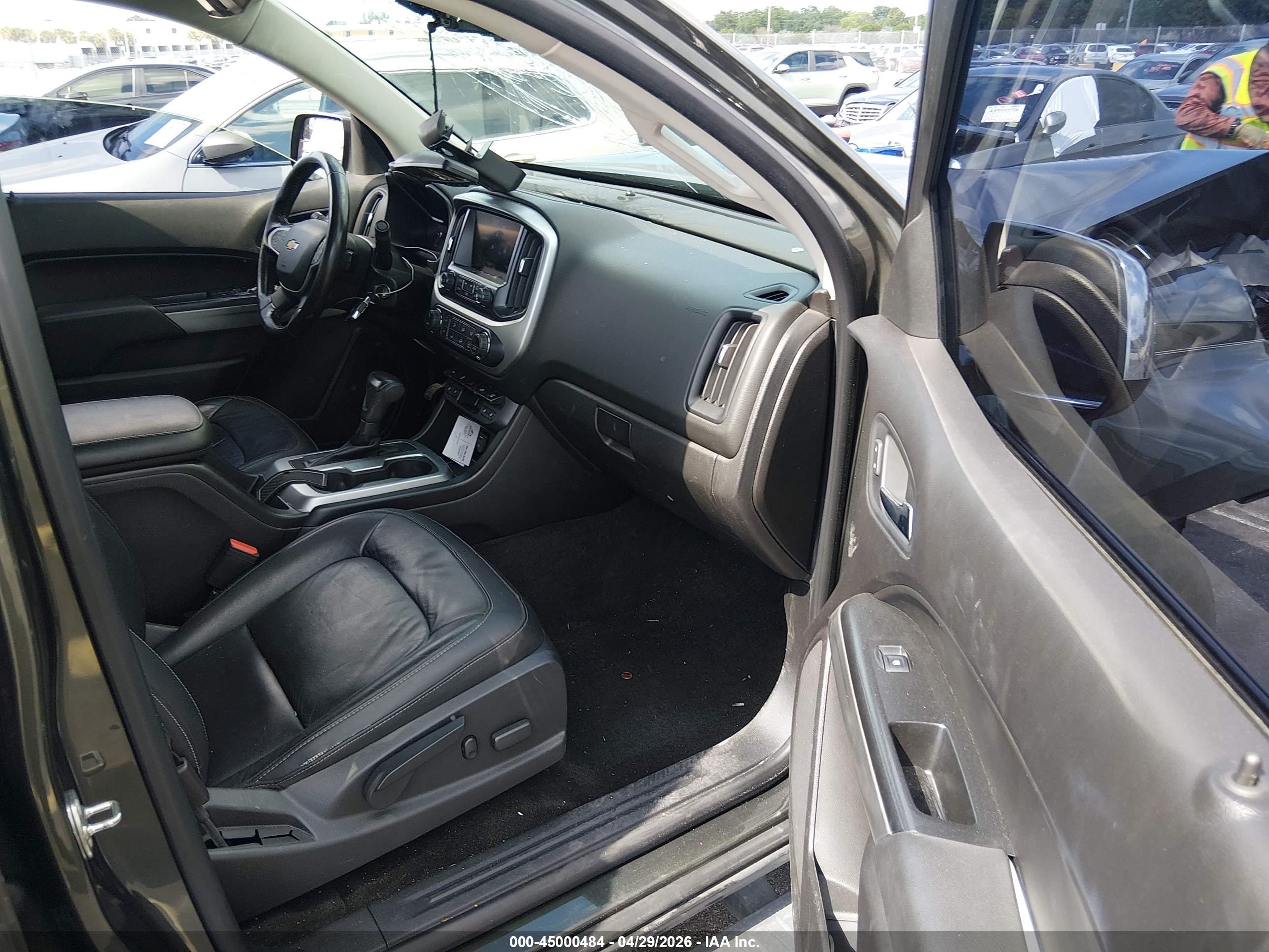 CHEVROLET COLORADO image 5