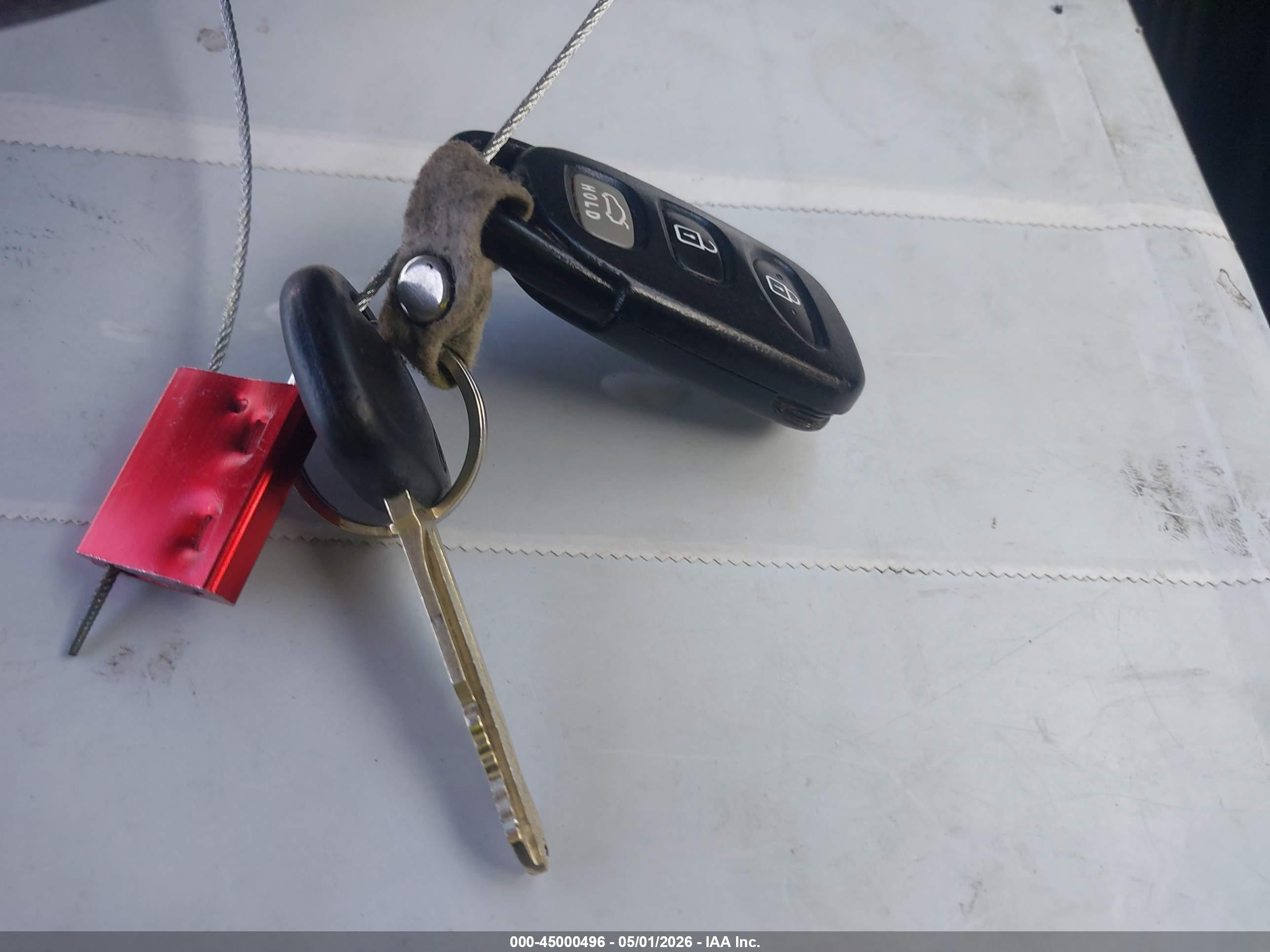 HYUNDAI ELANTRA image 11
