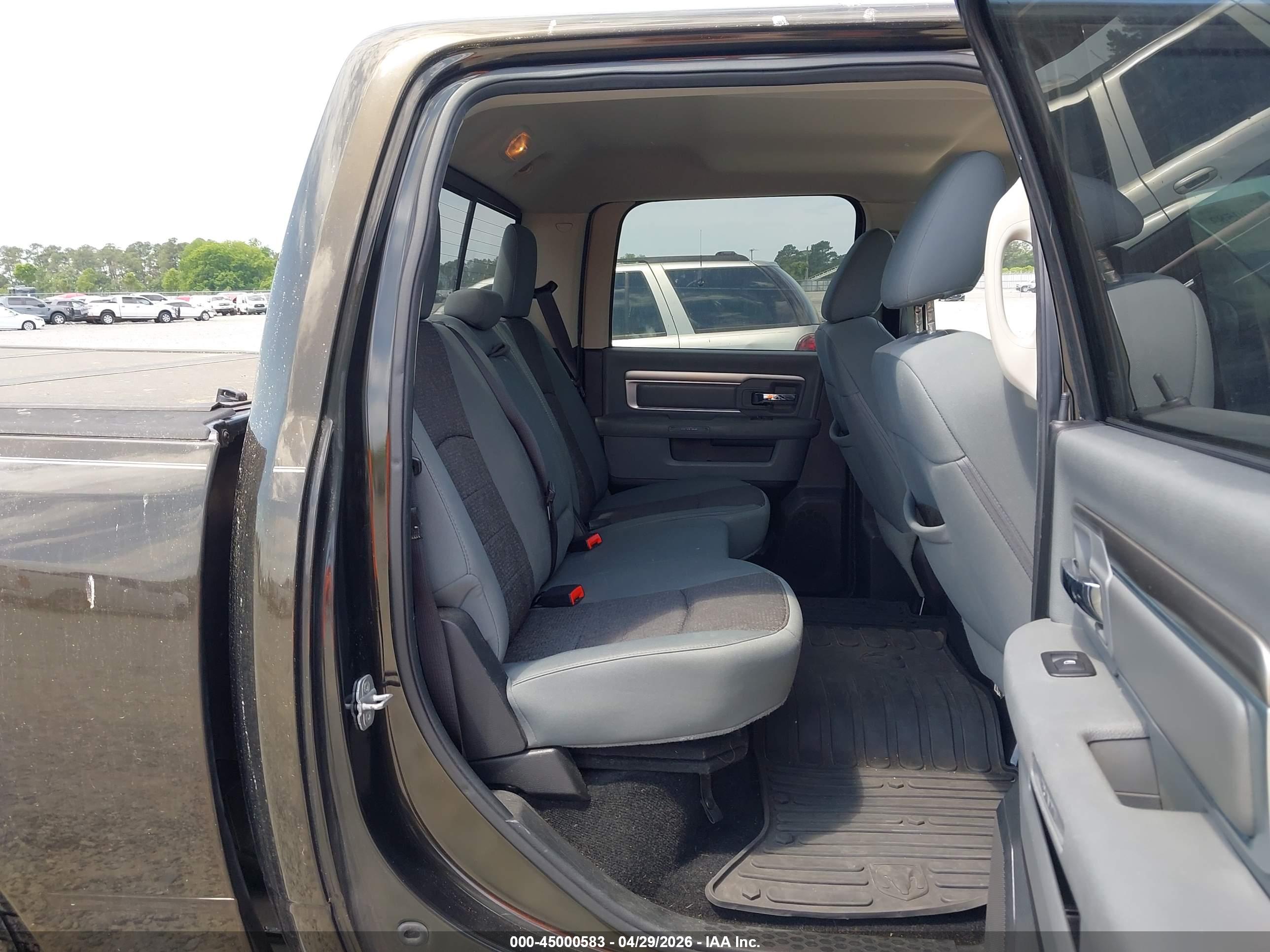 RAM 1500 image 8