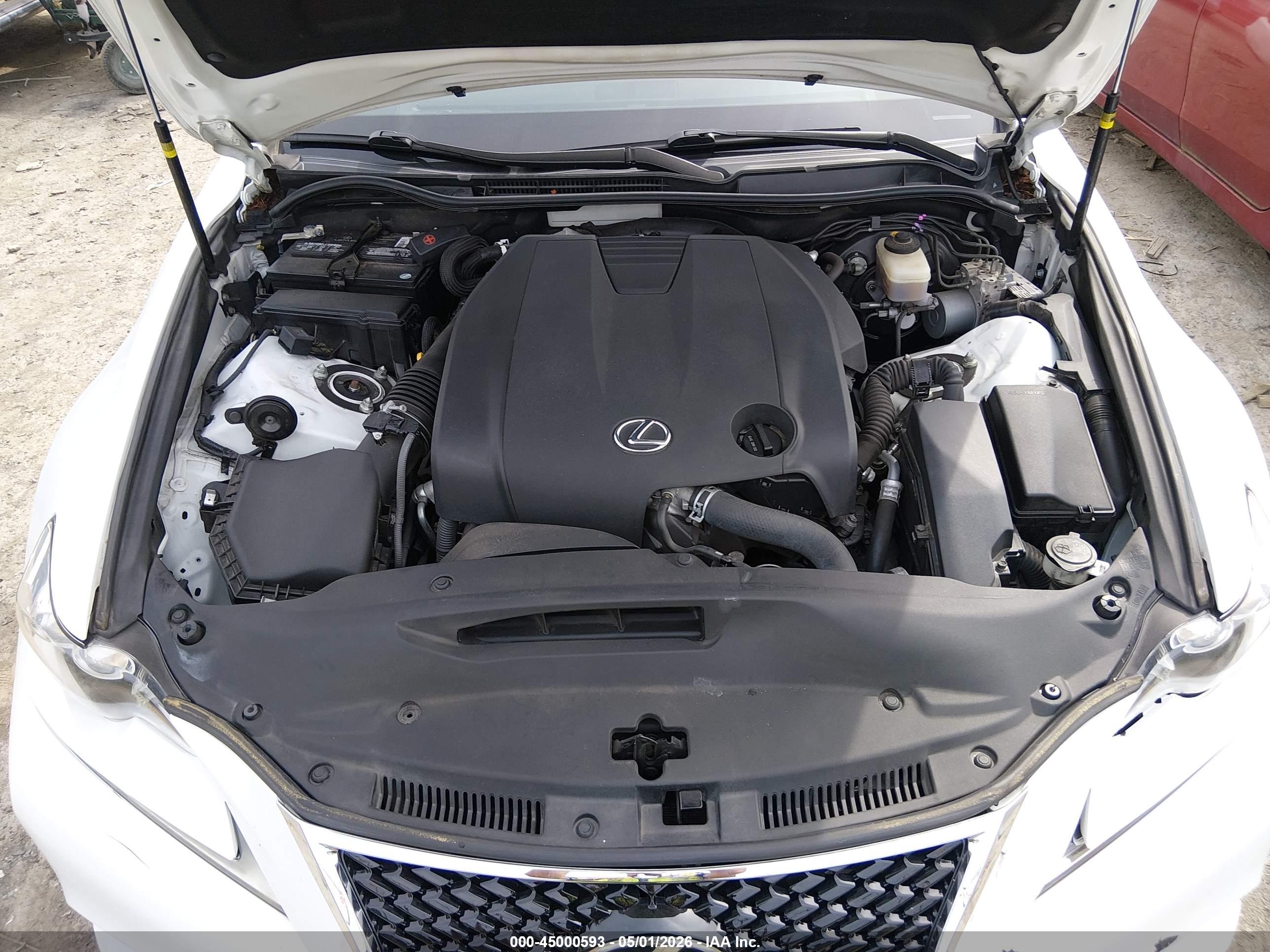 LEXUS IS image 10