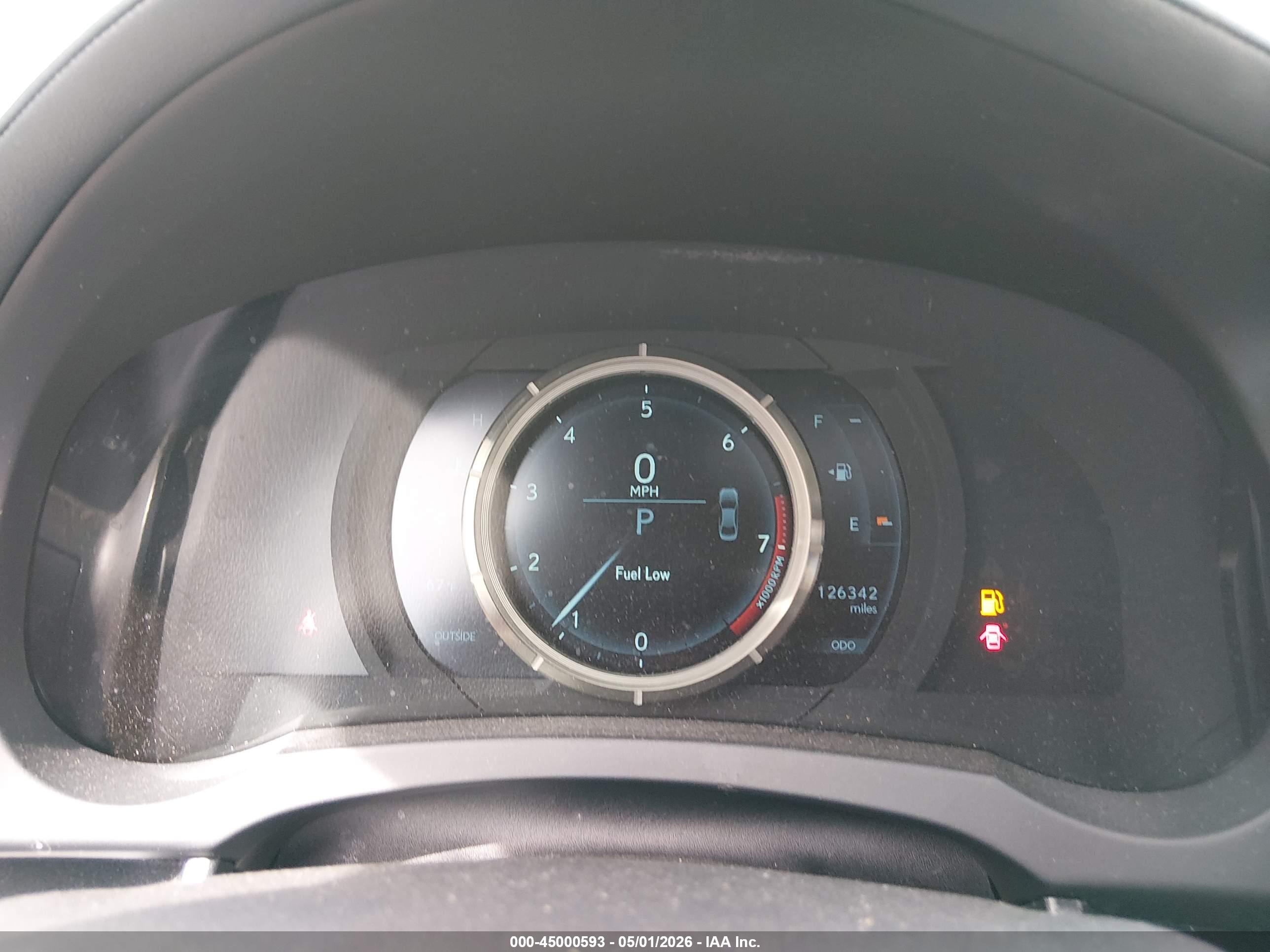 LEXUS IS image 7