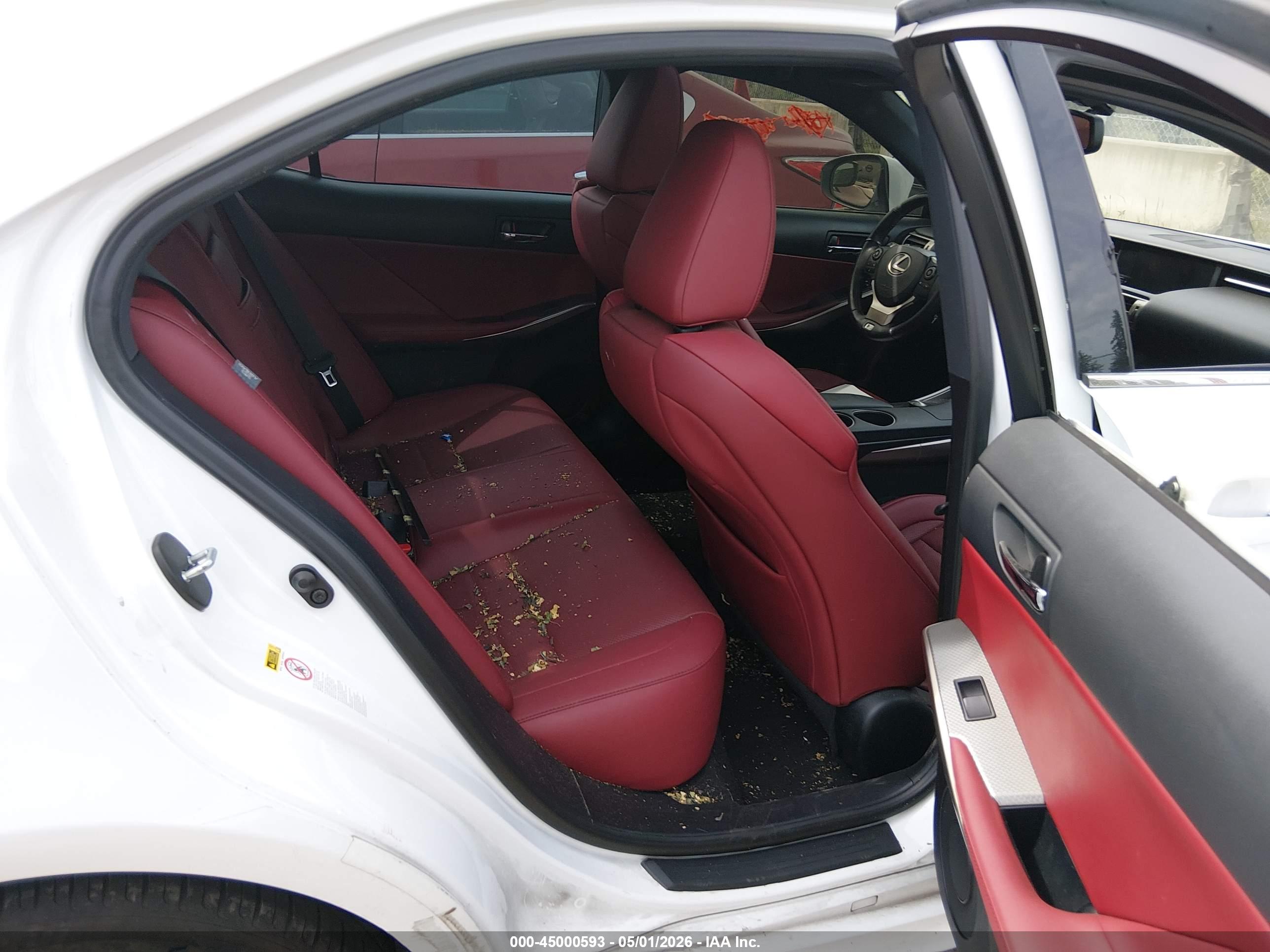 LEXUS IS image 8