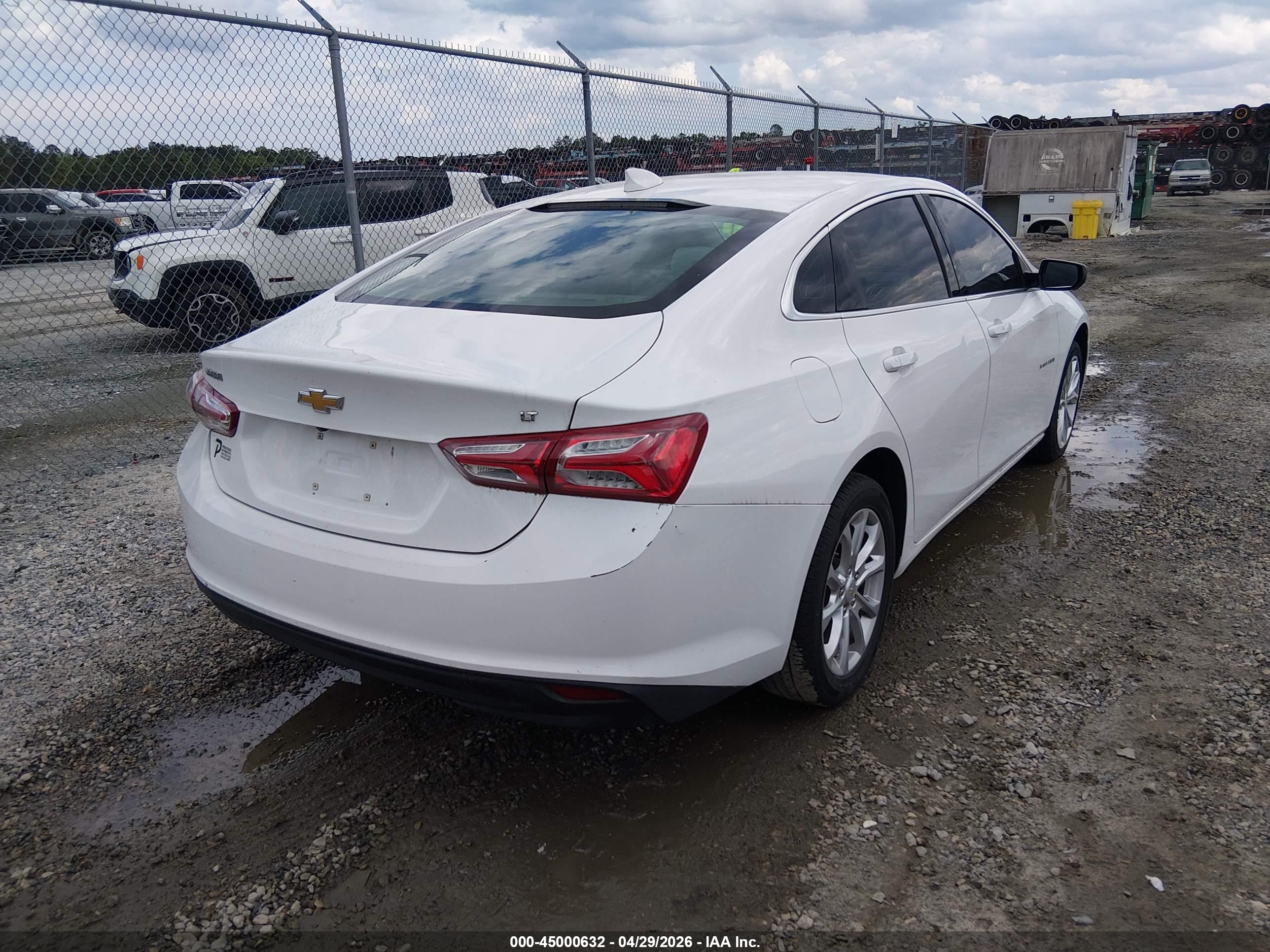 CHEVROLET MALIBU image 4