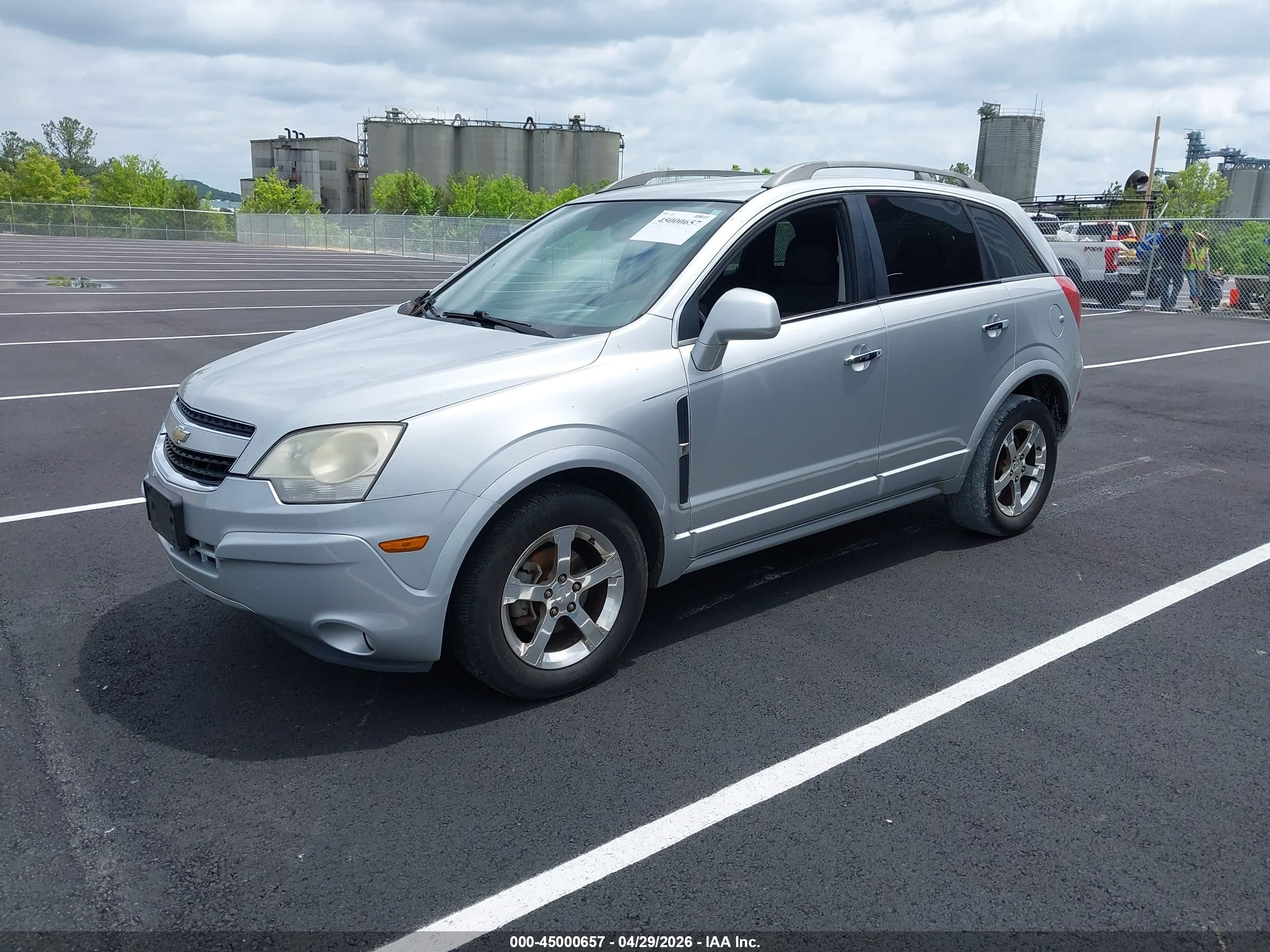 CHEVROLET CAPTIVA image 2
