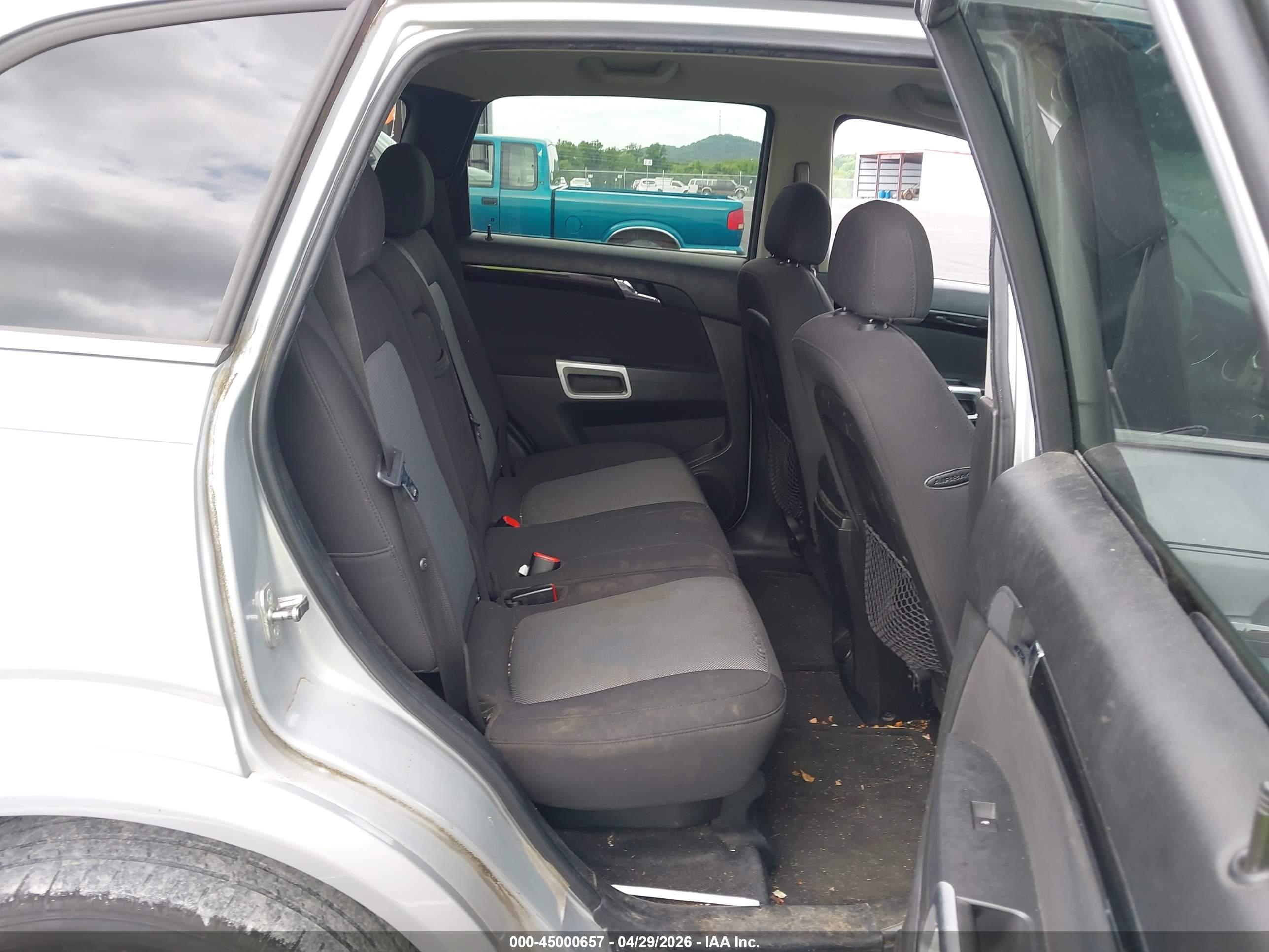 CHEVROLET CAPTIVA image 8