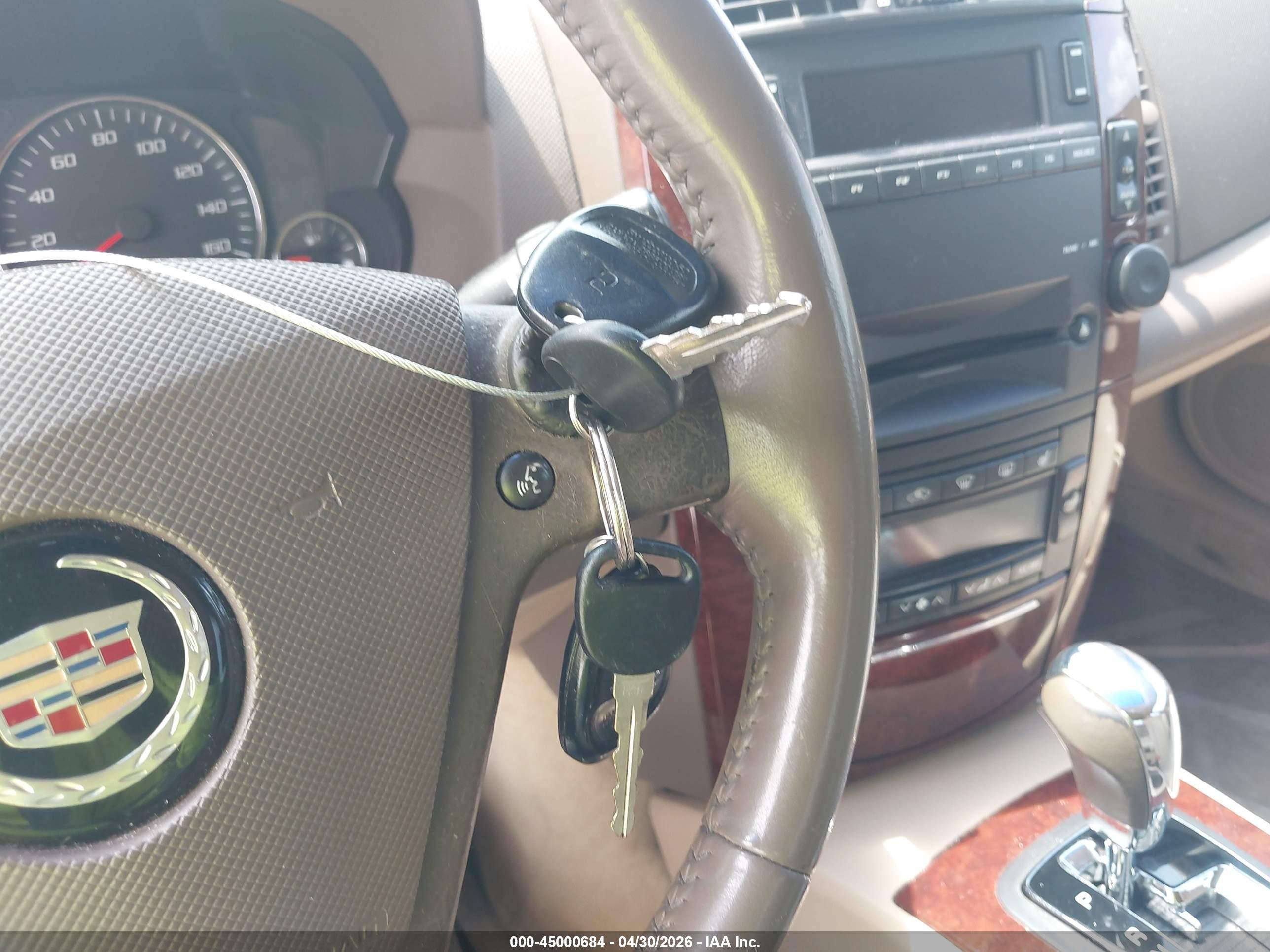 CADILLAC CTS image 11
