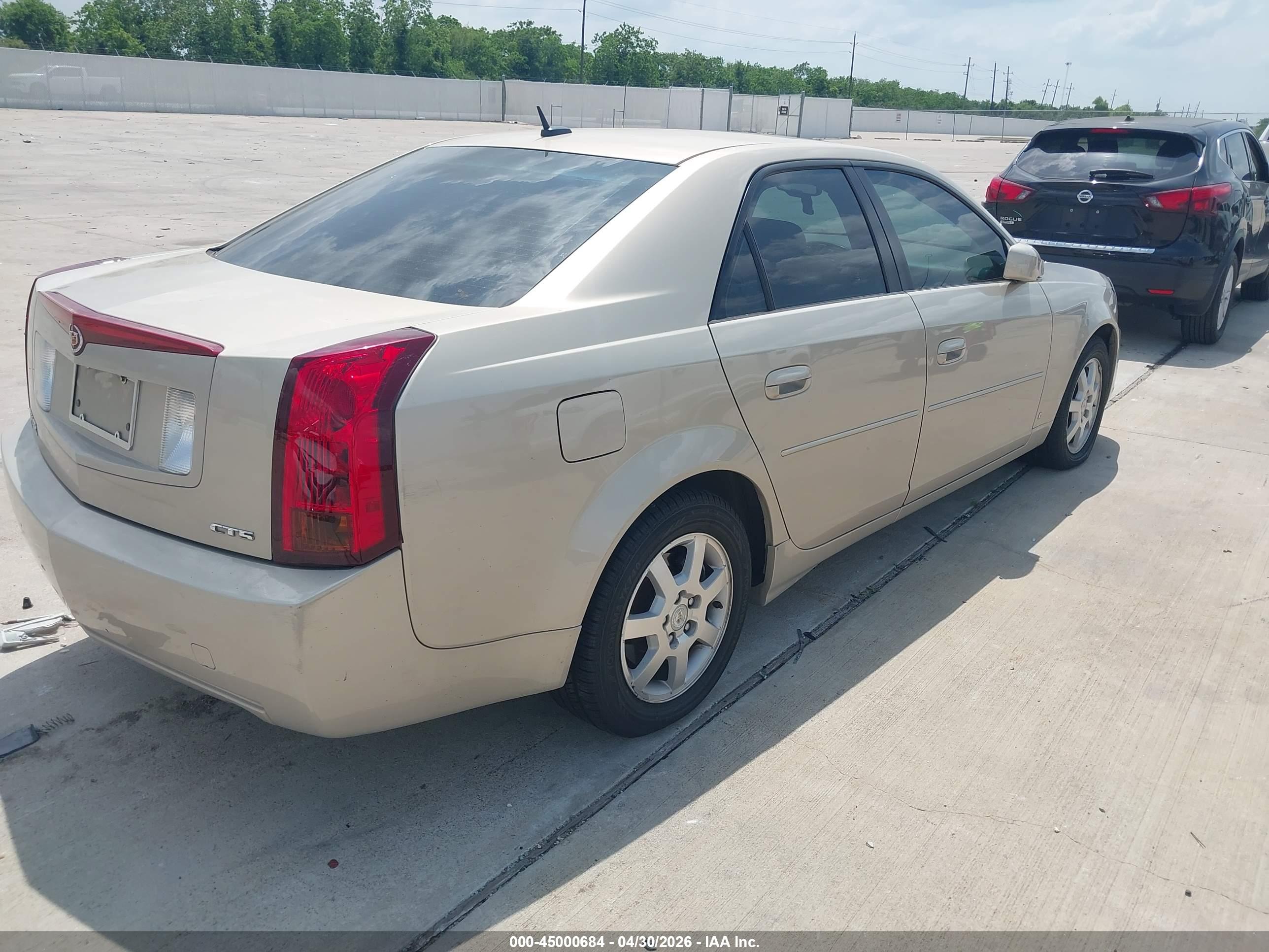 CADILLAC CTS image 4