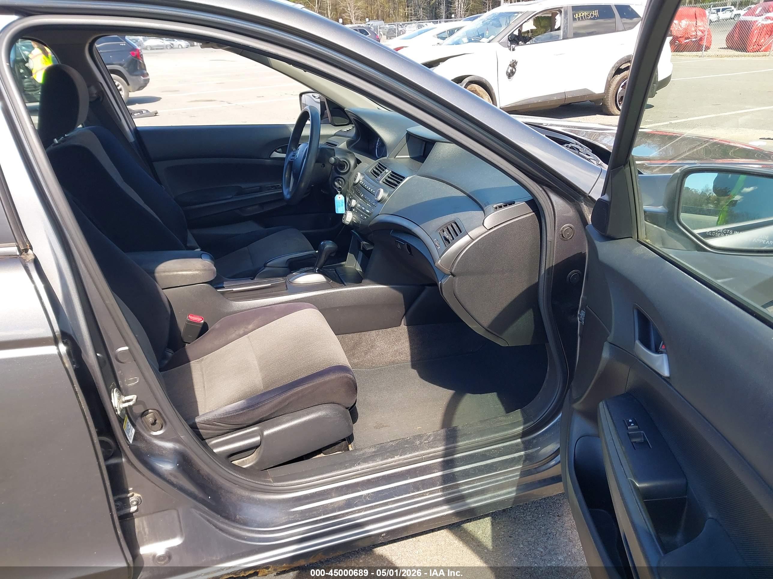 HONDA ACCORD image 5
