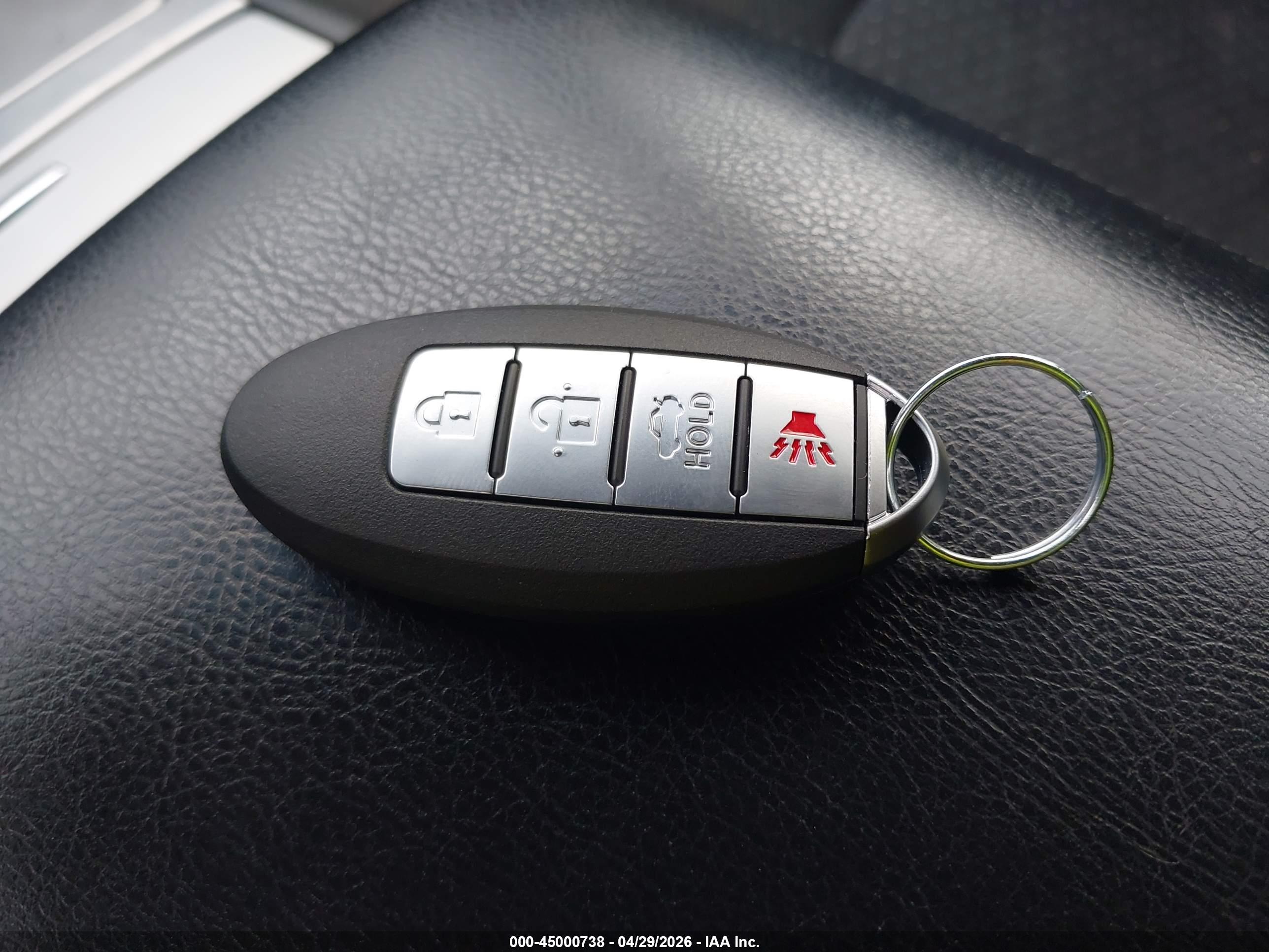 NISSAN MURANO image 11