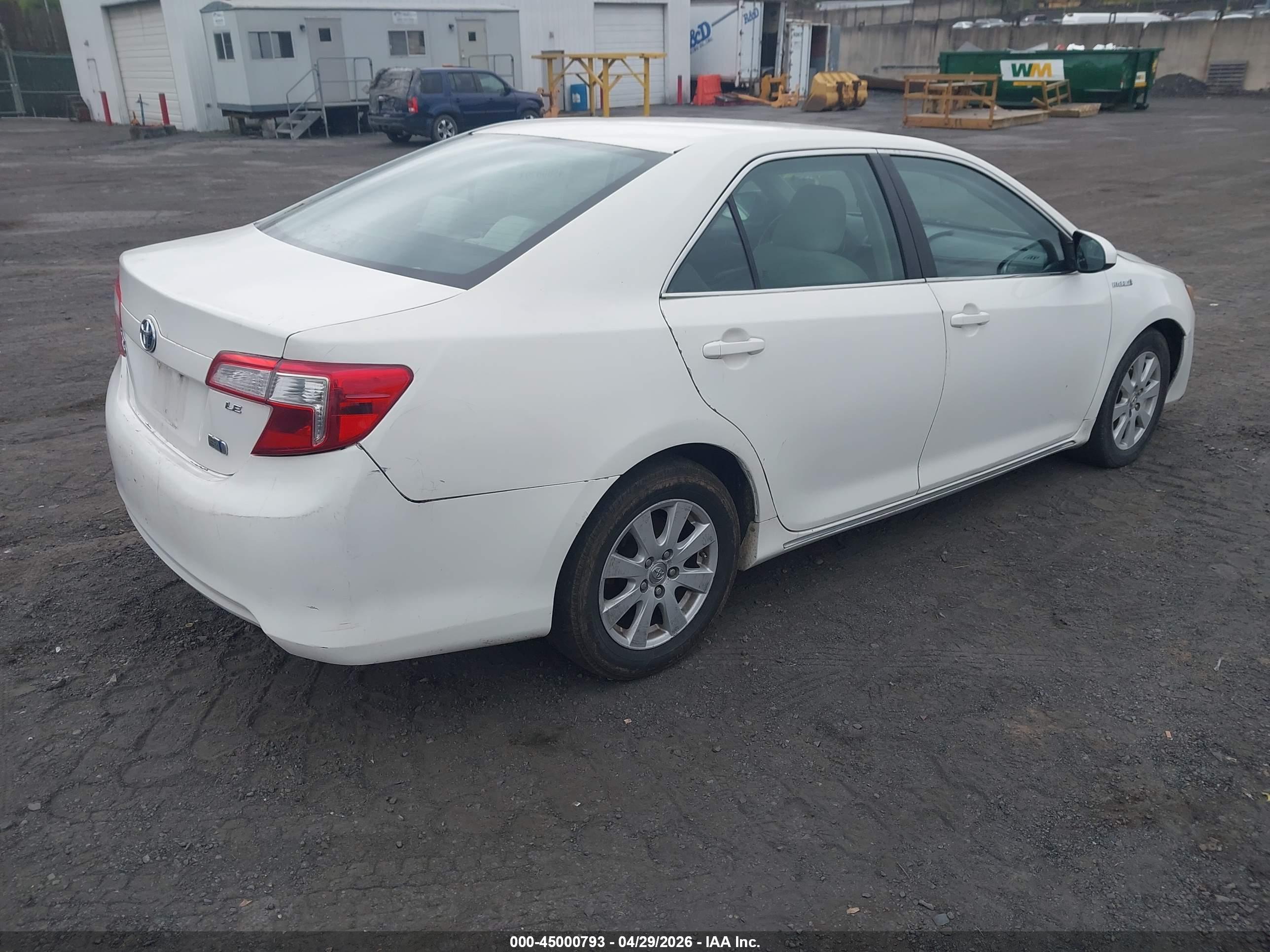 TOYOTA CAMRY image 4