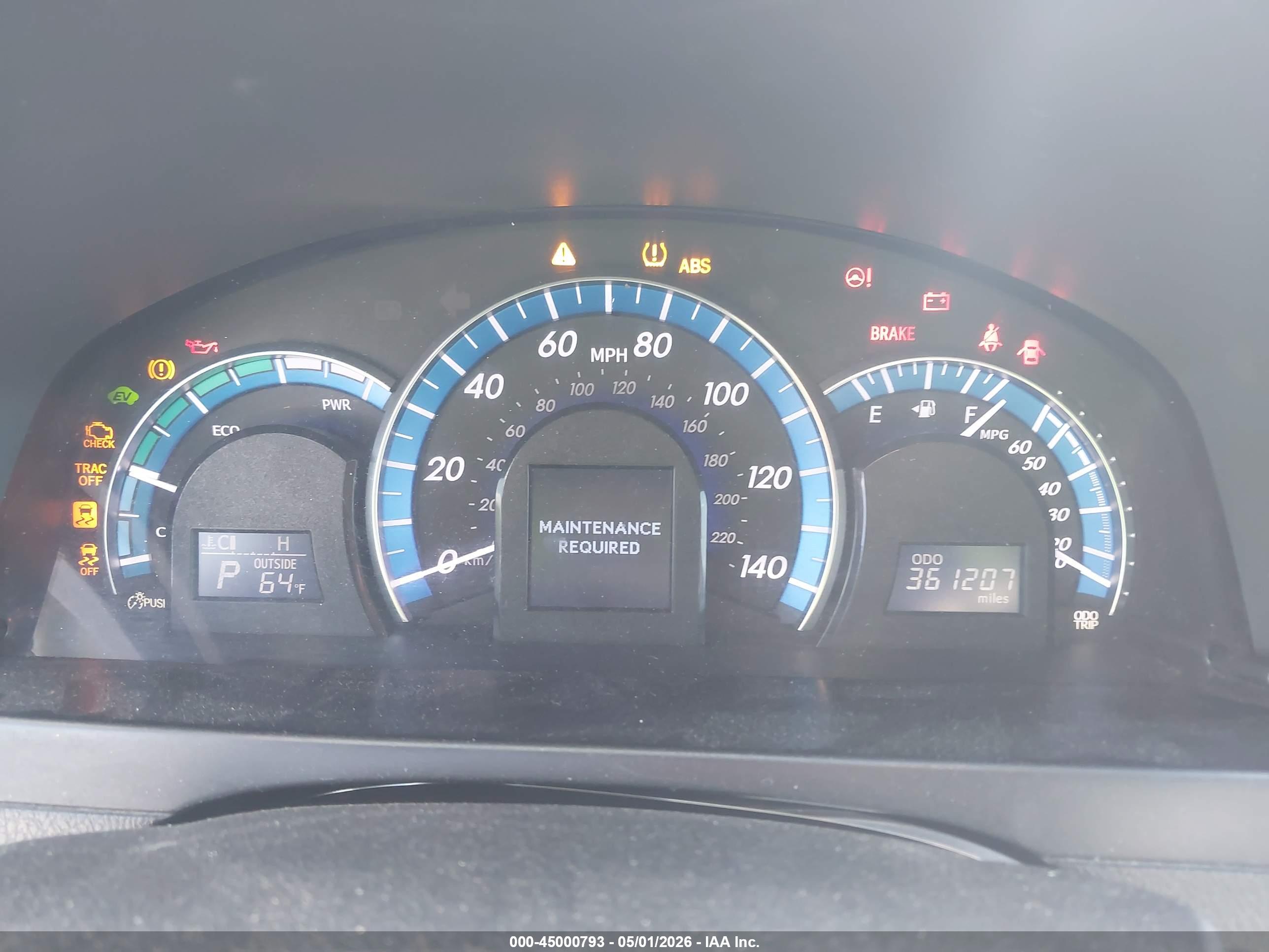TOYOTA CAMRY image 7