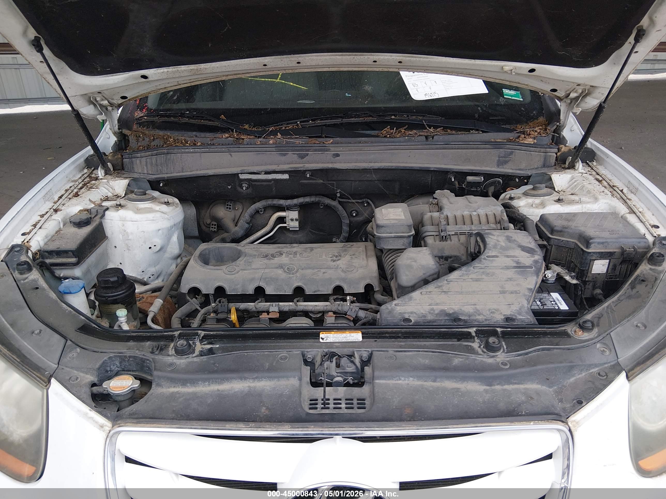HYUNDAI SANTA image 10