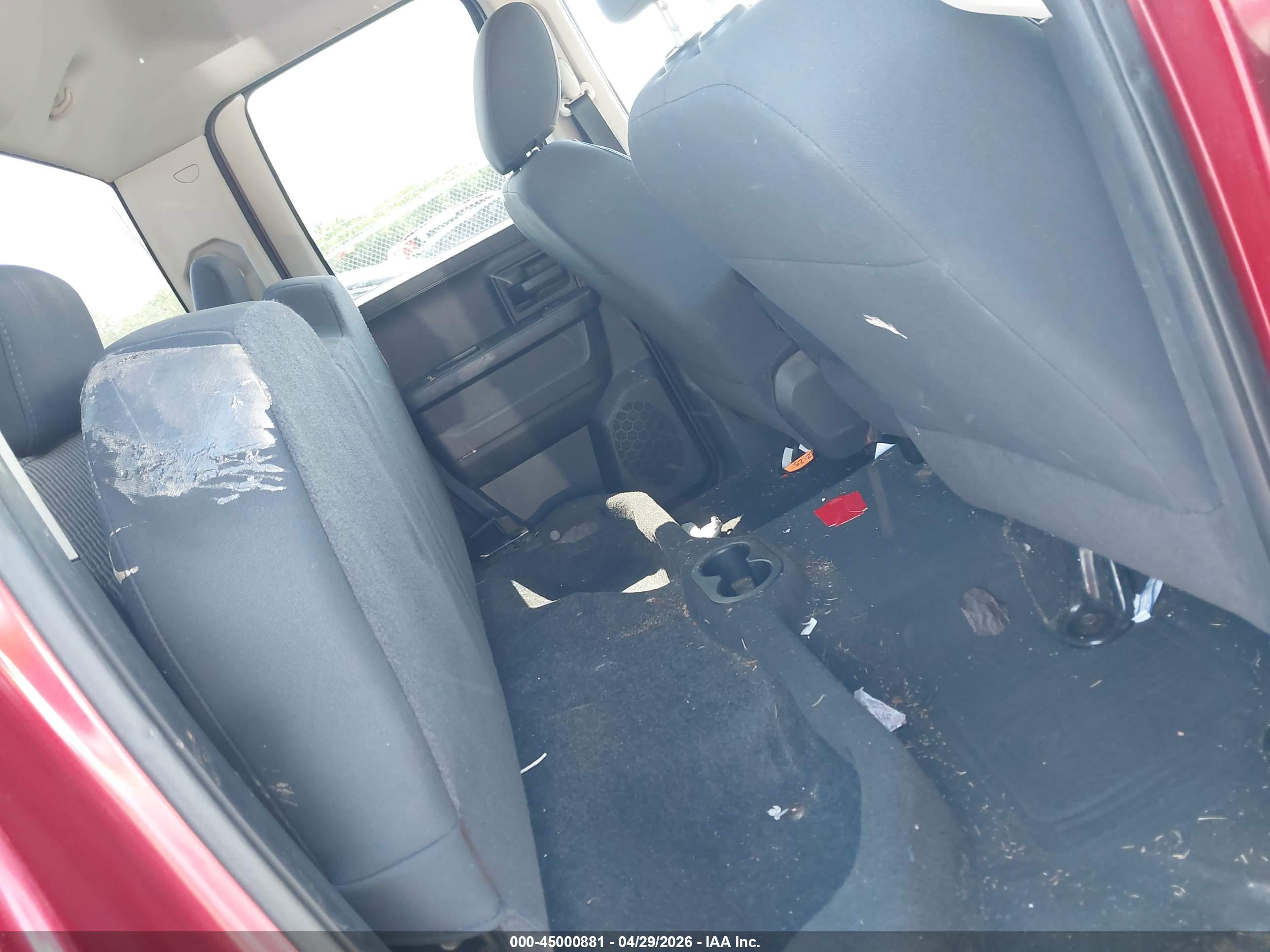 DODGE RAM image 8