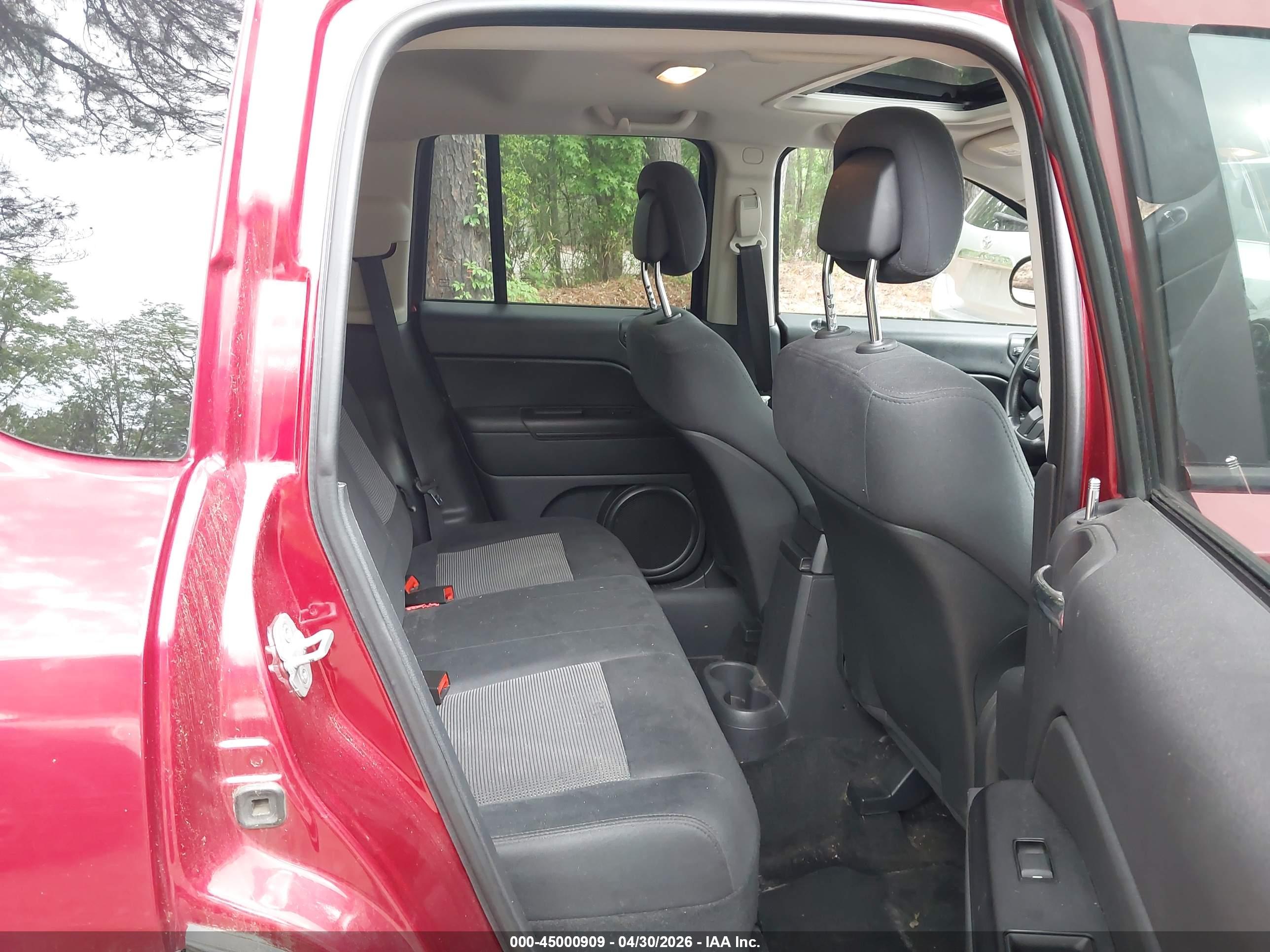 JEEP COMPASS image 8