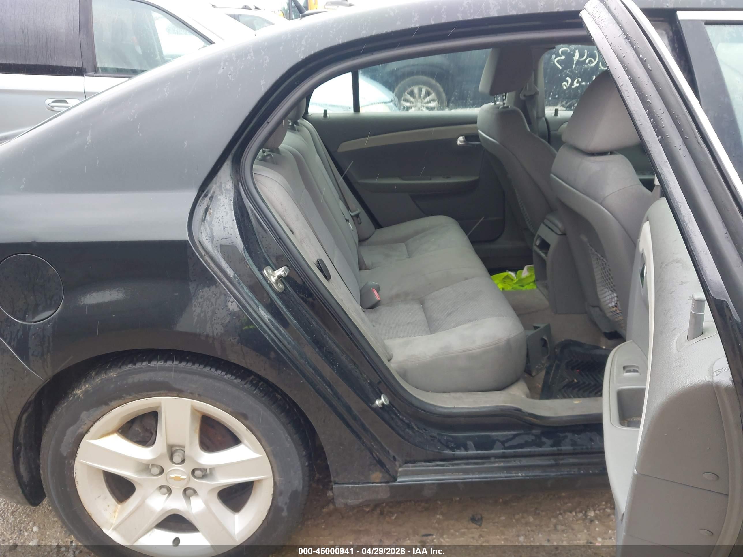 CHEVROLET MALIBU image 8