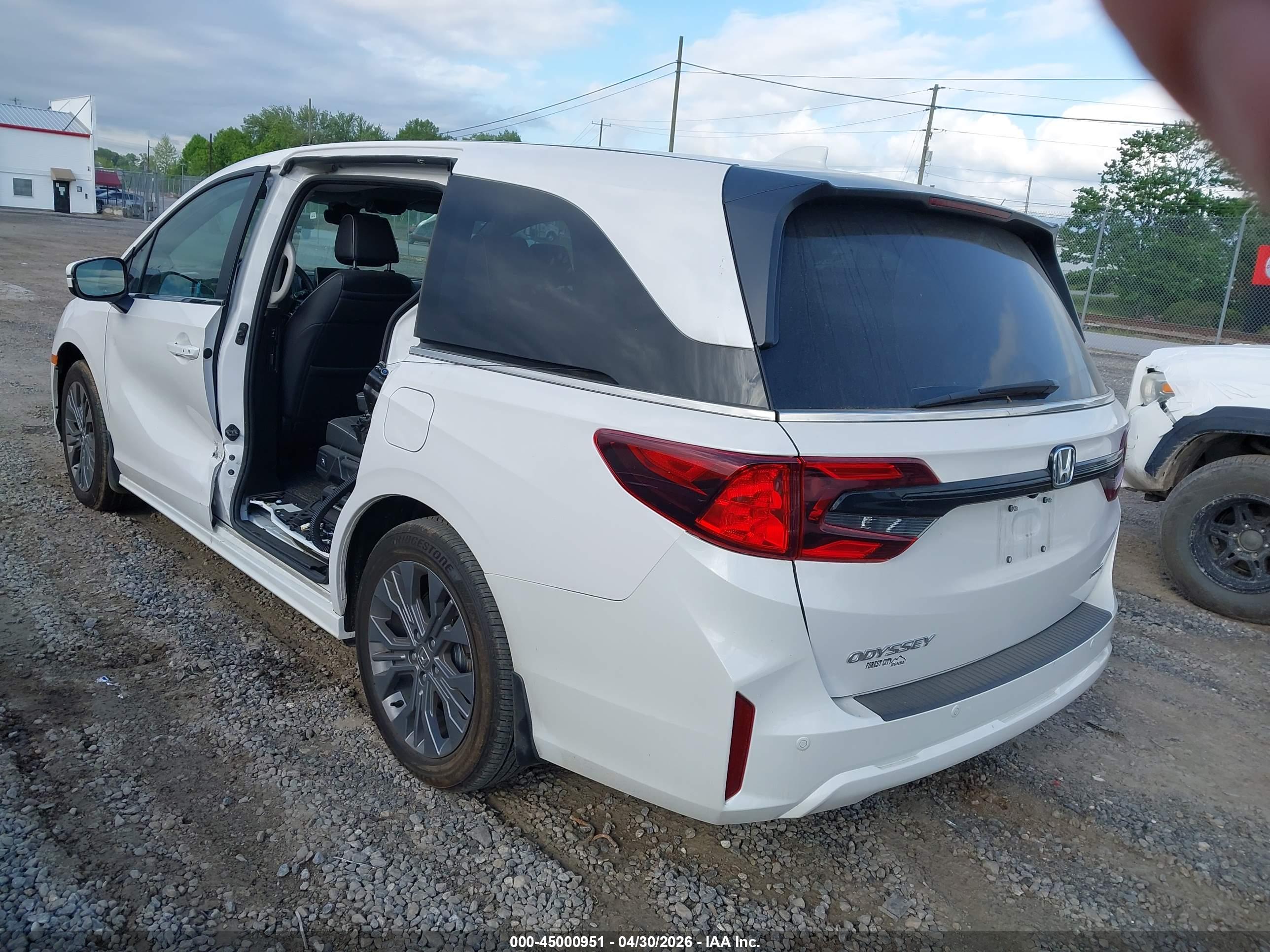 HONDA ODYSSEY image 3