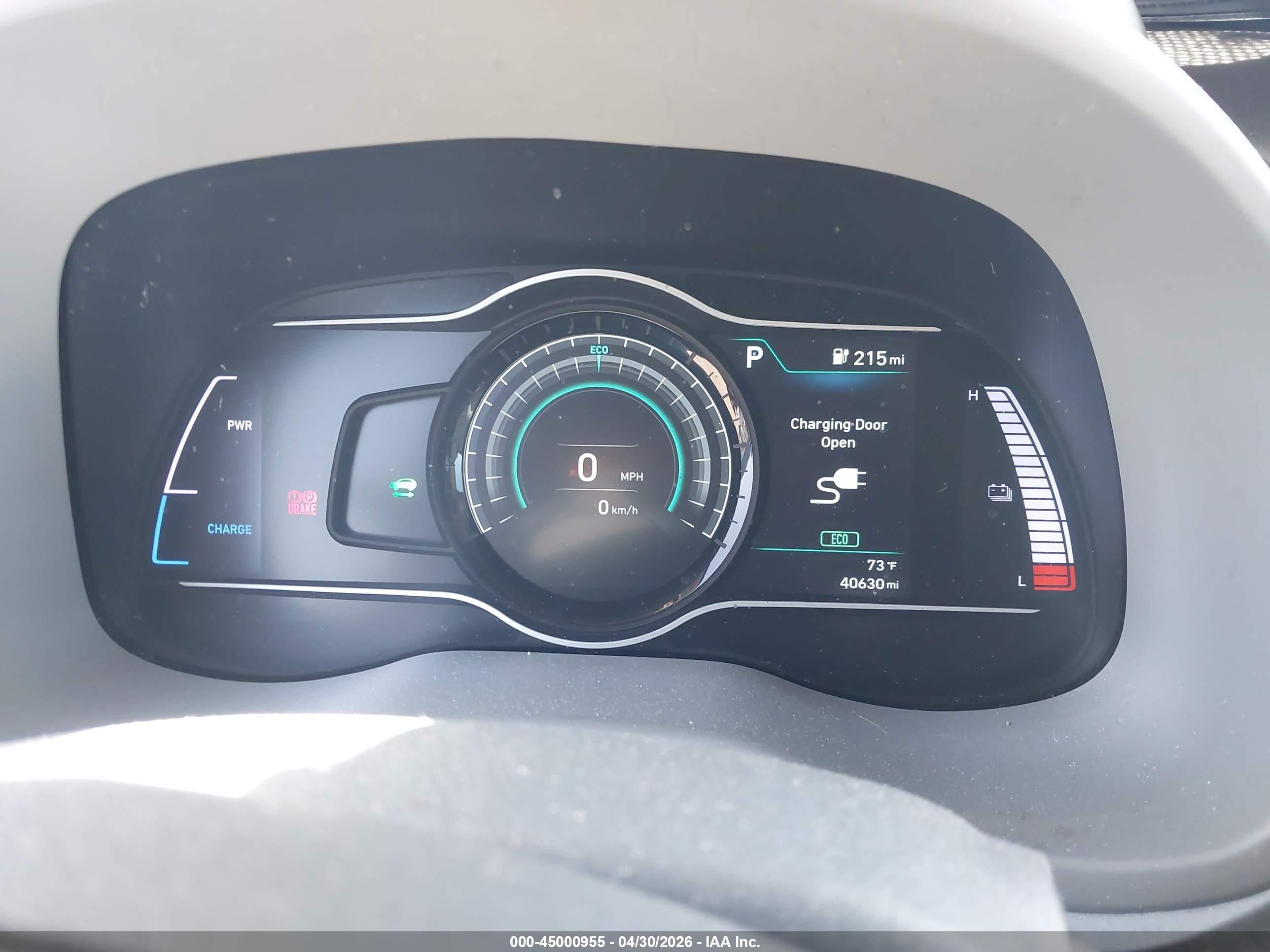 HYUNDAI KONA image 7