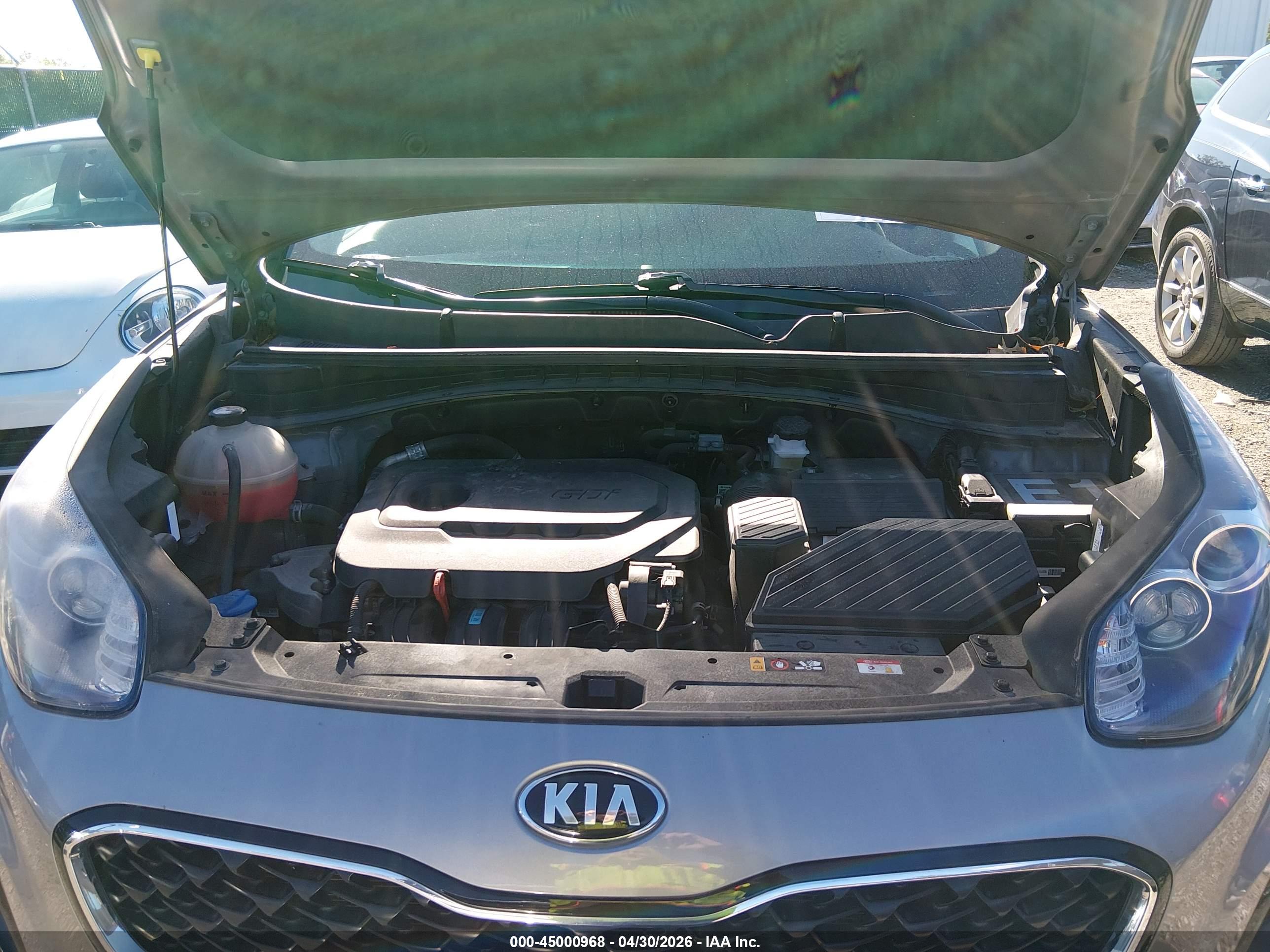 KIA SPORTAGE image 10