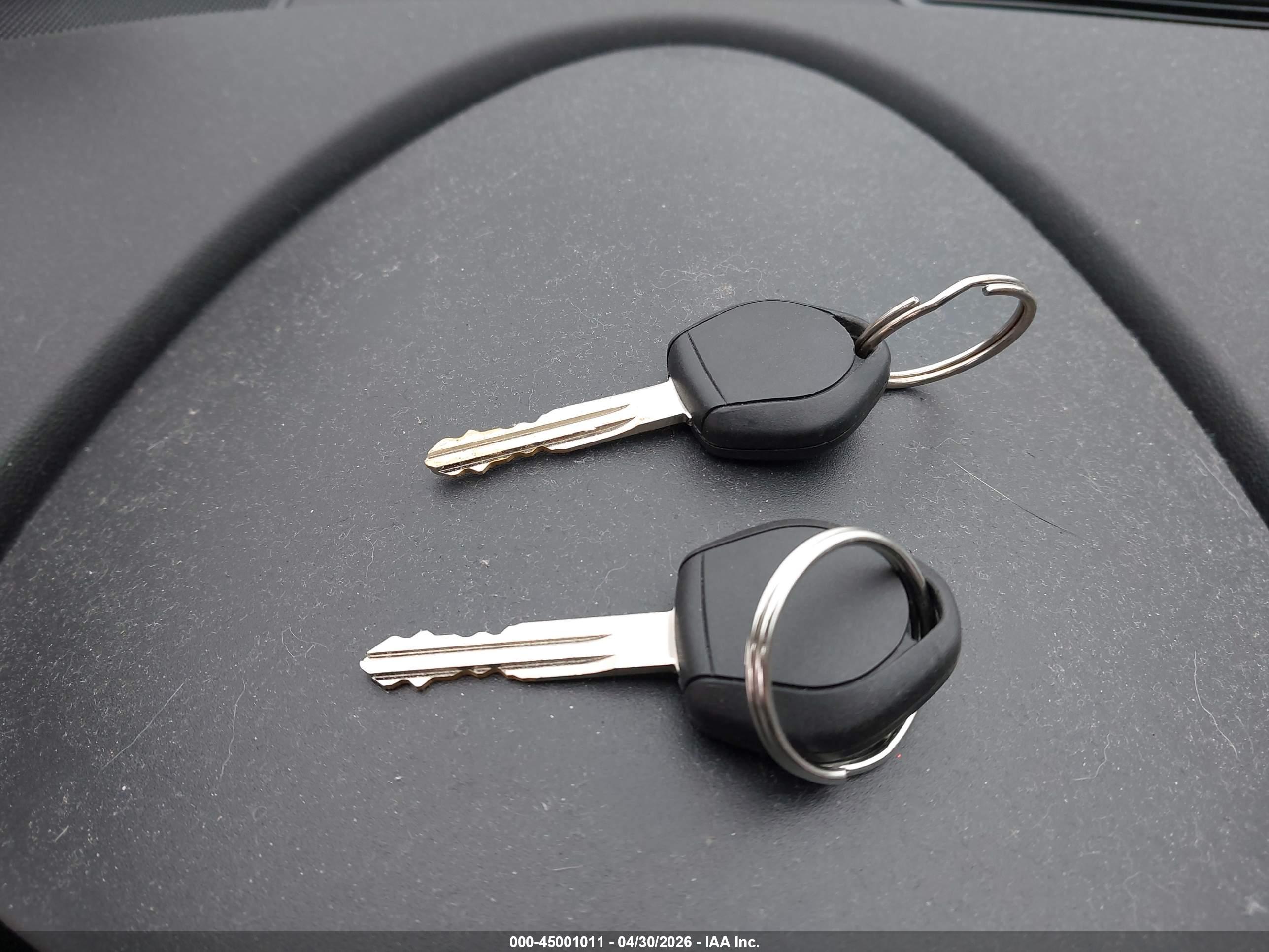 NISSAN ROGUE image 11