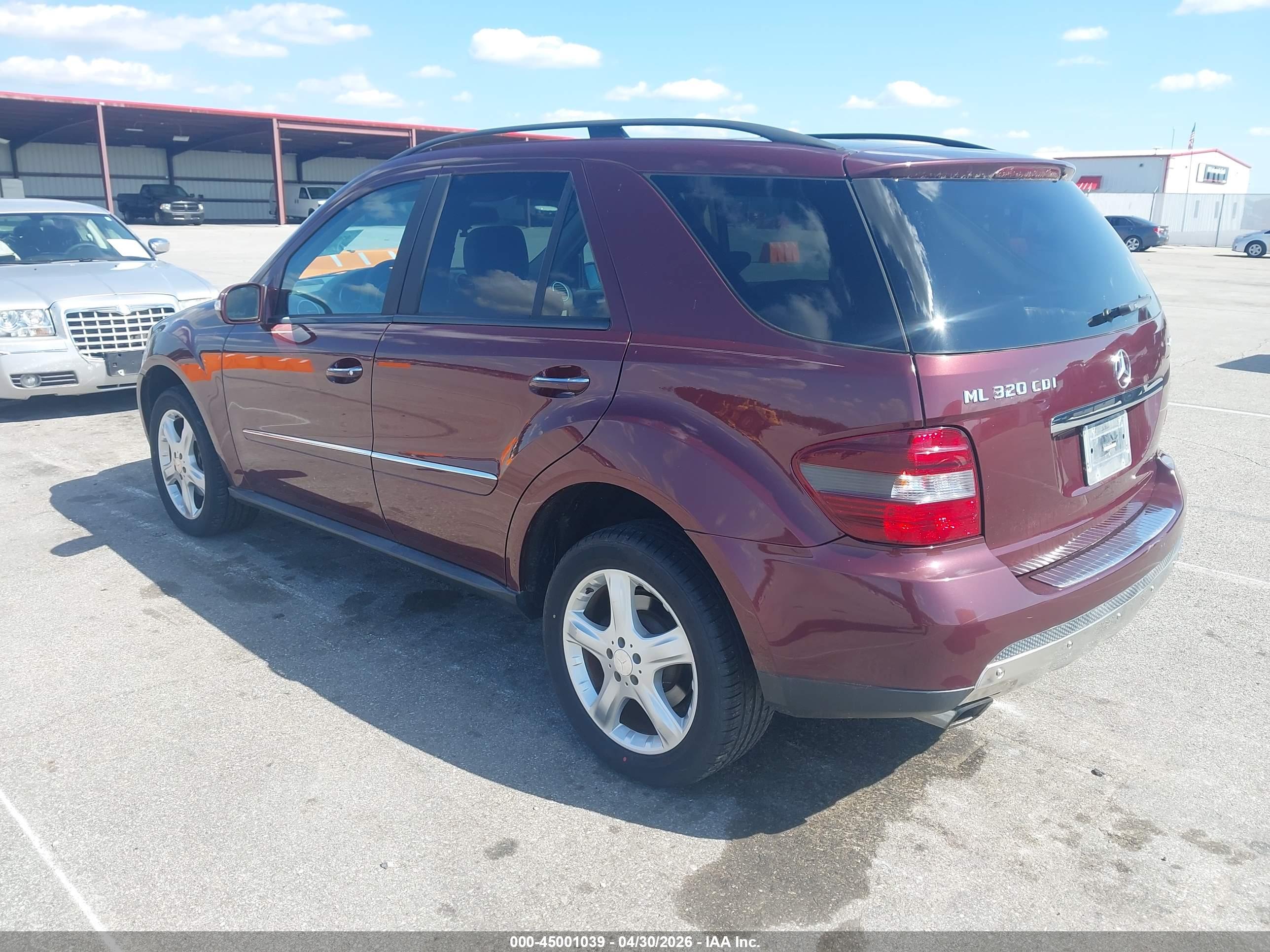 MERCEDES-BENZ ML image 3