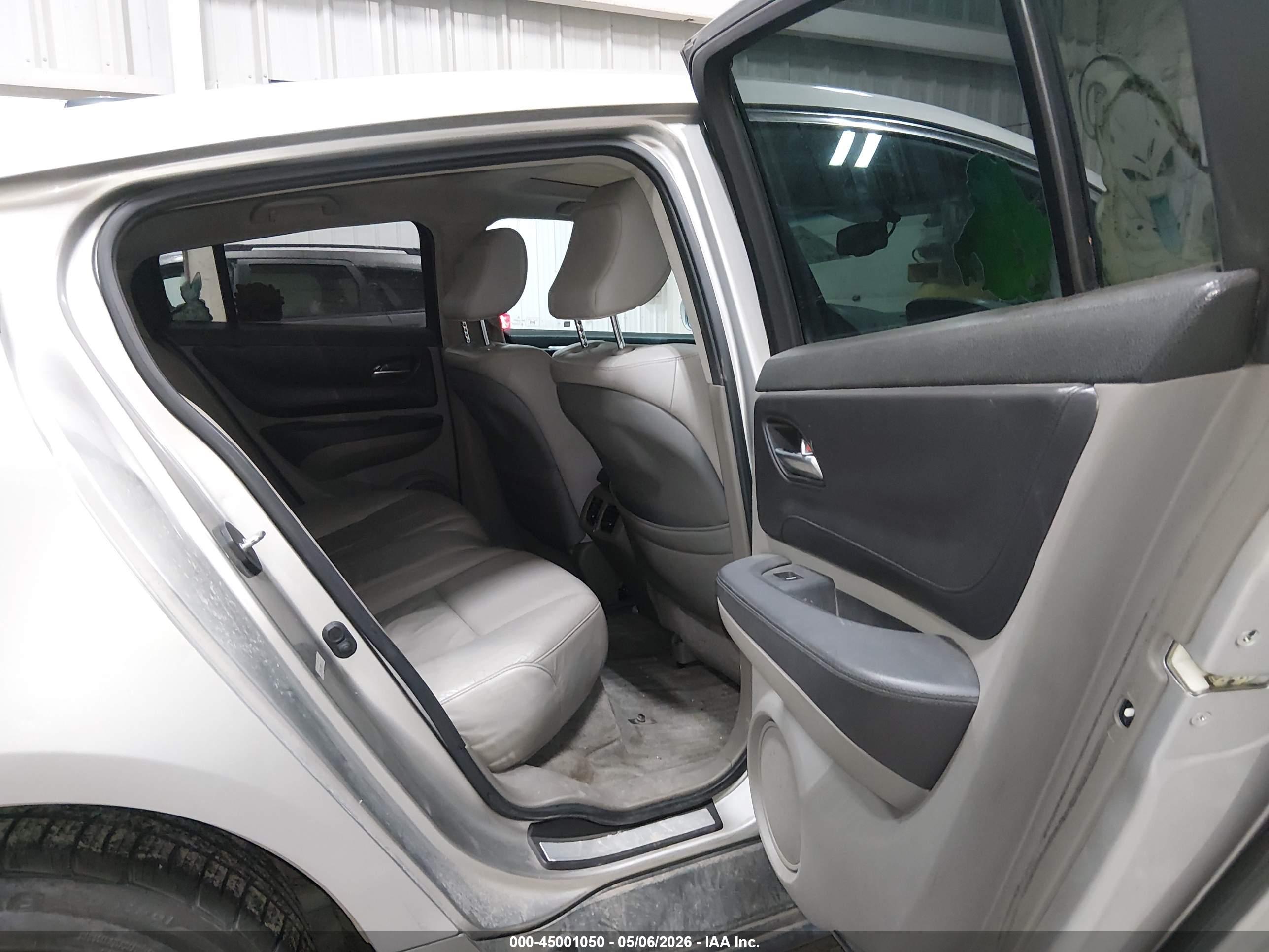 ACURA ZDX image 8
