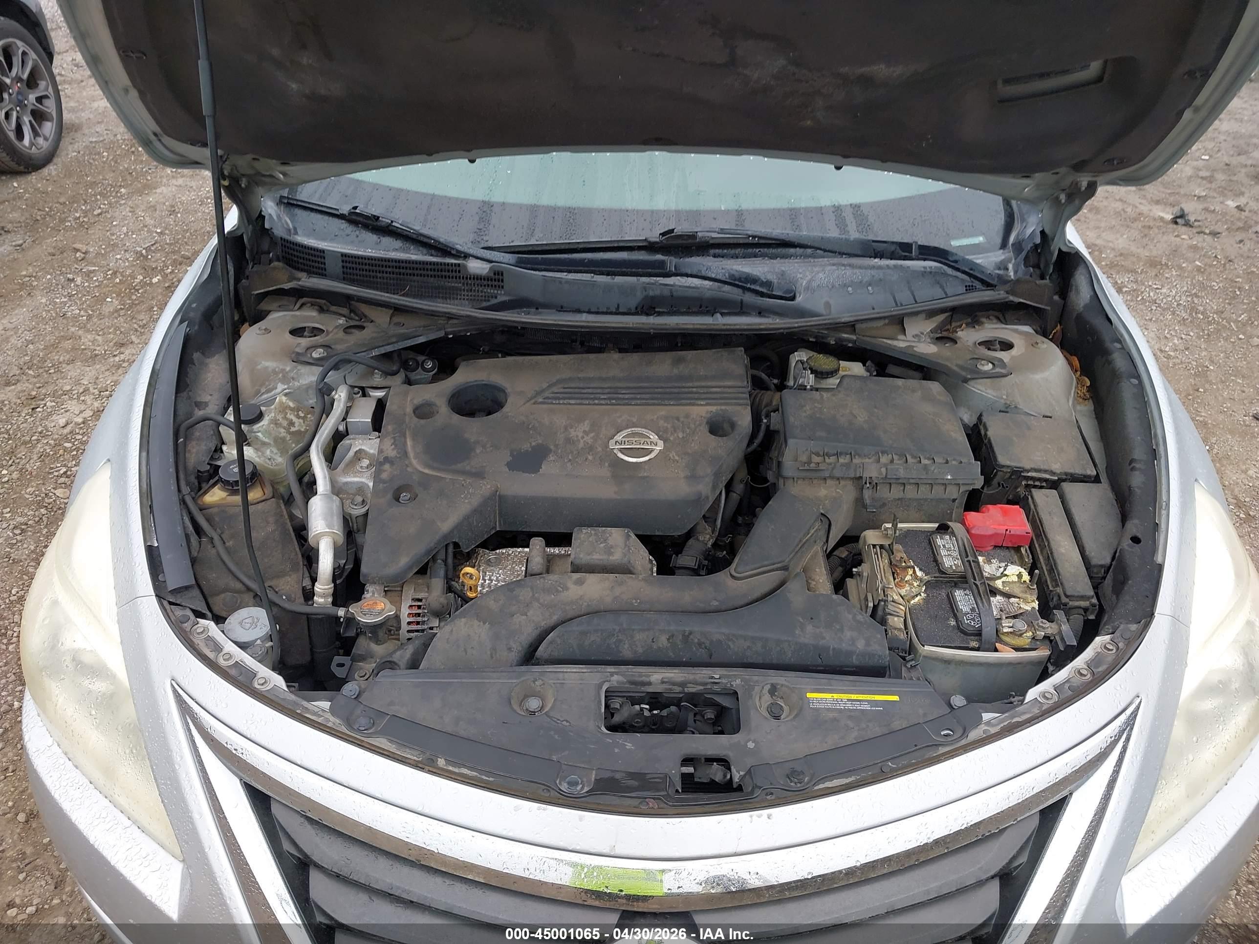 NISSAN ALTIMA image 10