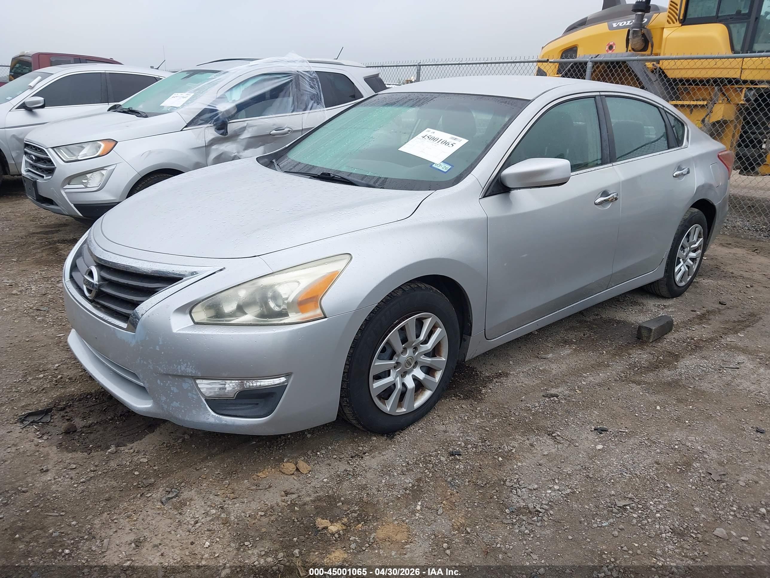 NISSAN ALTIMA image 2