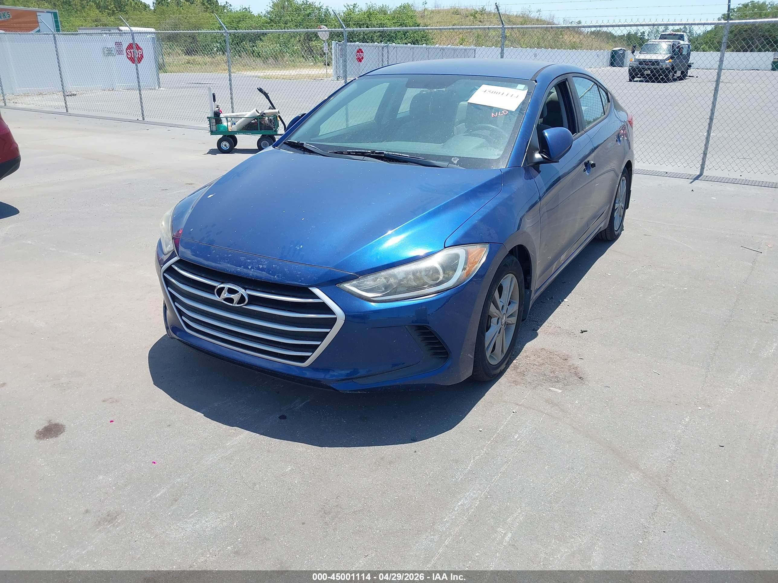 HYUNDAI ELANTRA image 2